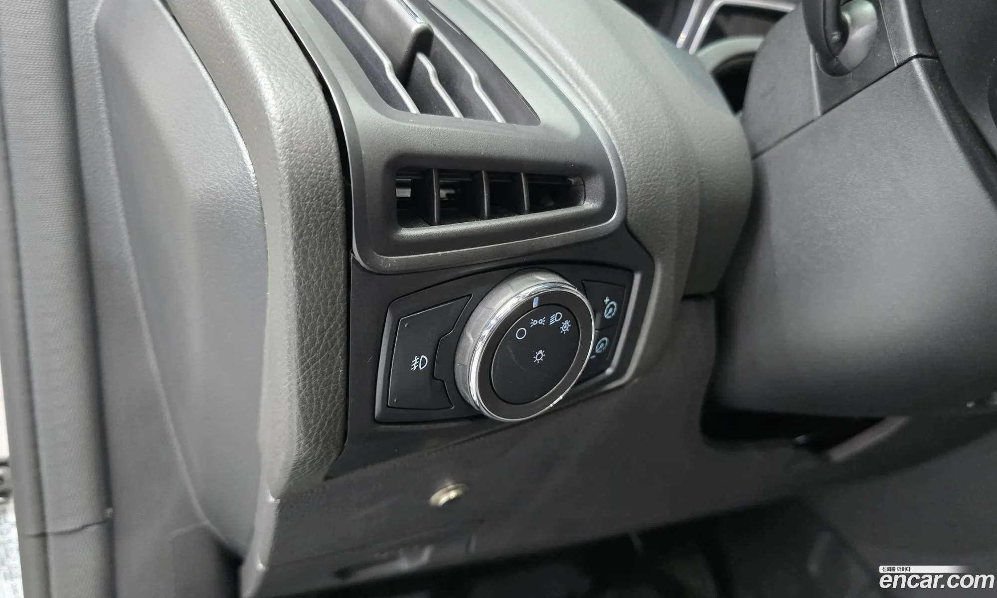 Ford Focus 2012 1FAHP3M2XCL286590 — 16