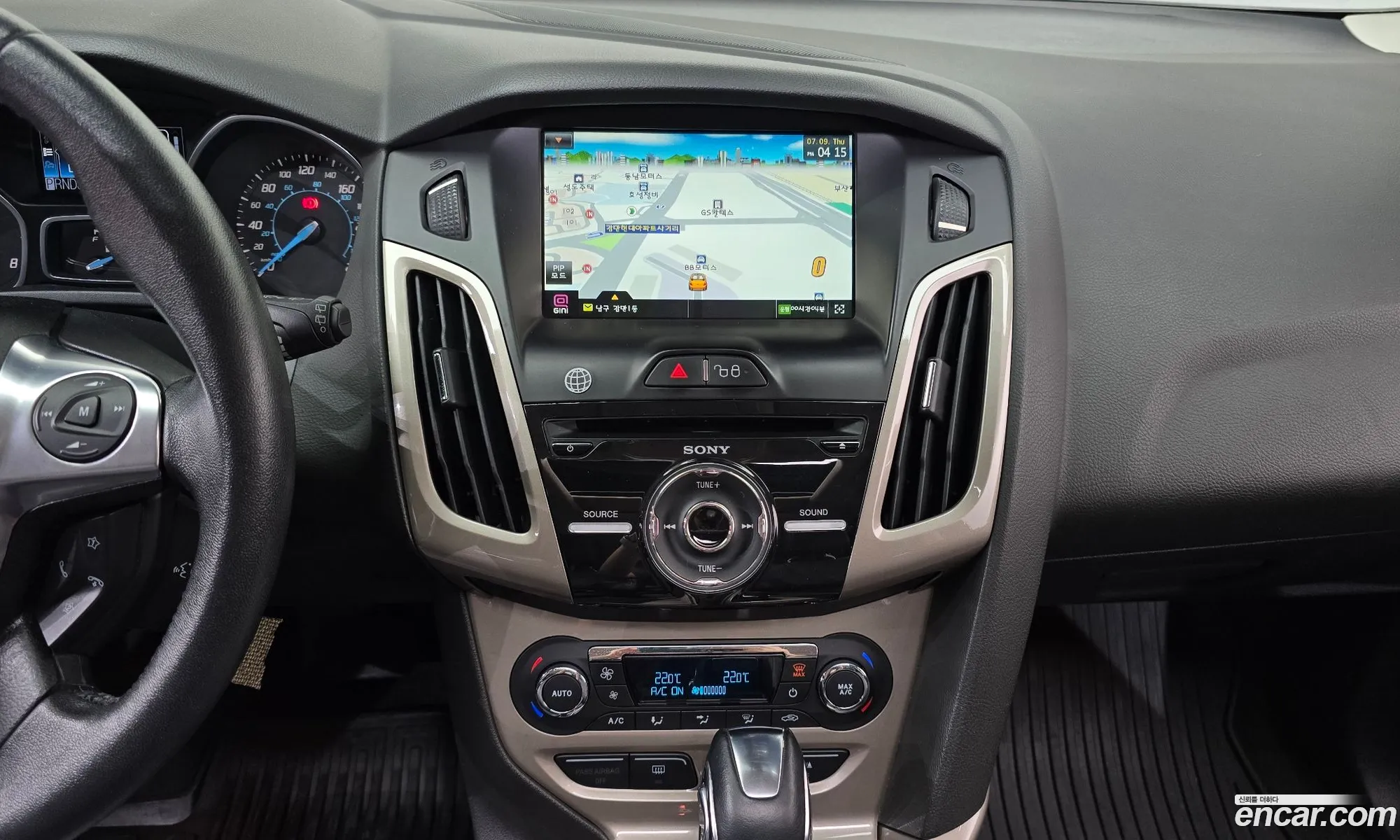 Ford Focus 2012 1FAHP3M2XCL286590 — 19