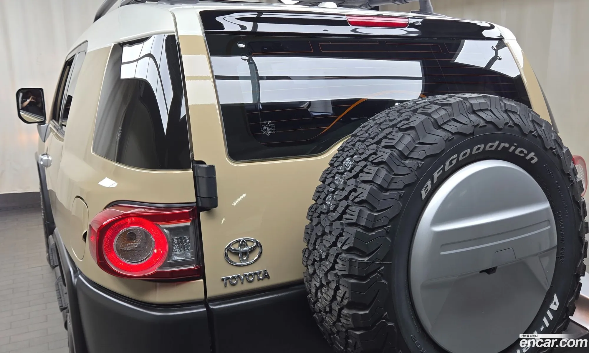 Toyota FJ Cruiser 2014 — 4