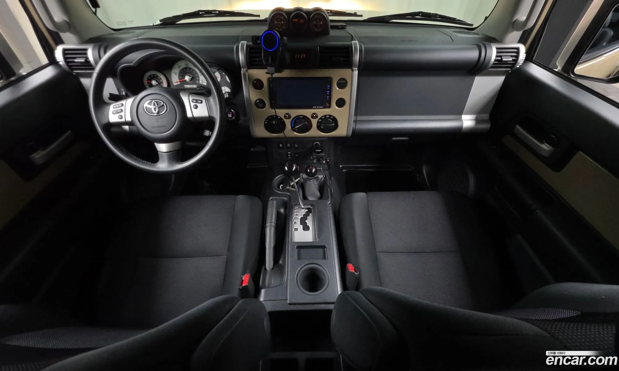 Toyota FJ Cruiser 2014 — 19