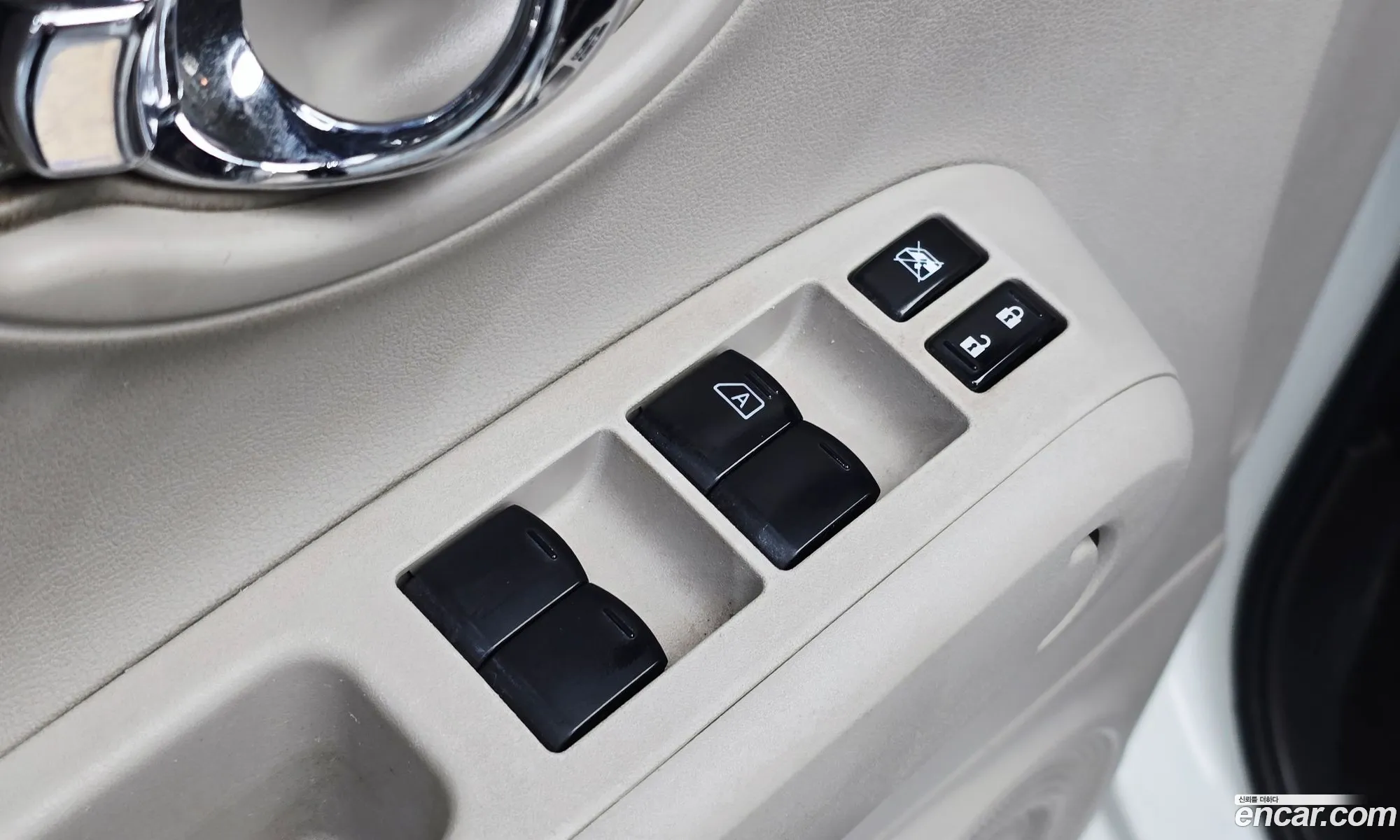 Nissan Cube 2012 — 19