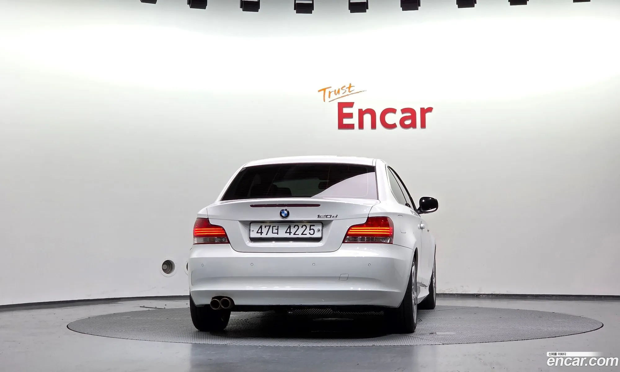BMW 1 Series 2010 WBAUR3108AVL40702 — 14
