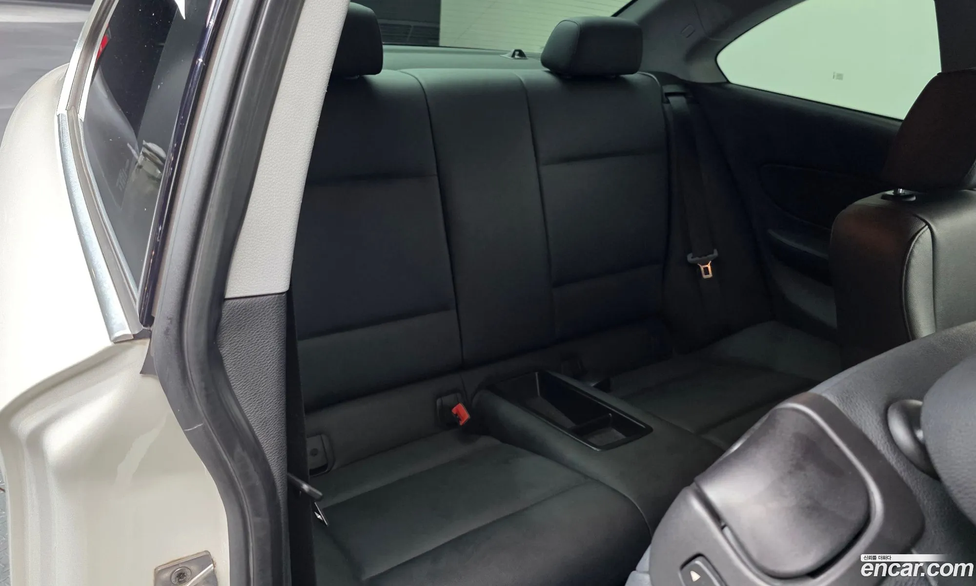 BMW 1 Series 2010 WBAUR3108AVL40702 — 11