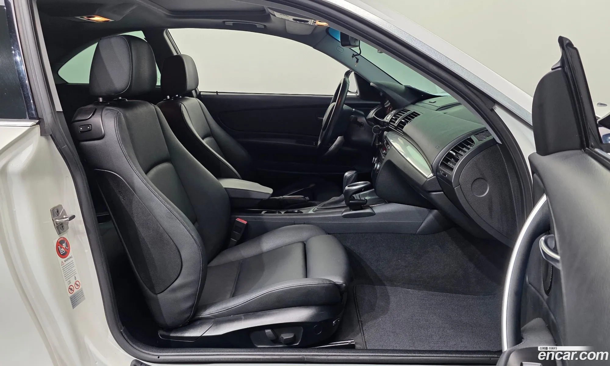 BMW 1 Series 2010 WBAUR3108AVL40702 — 6