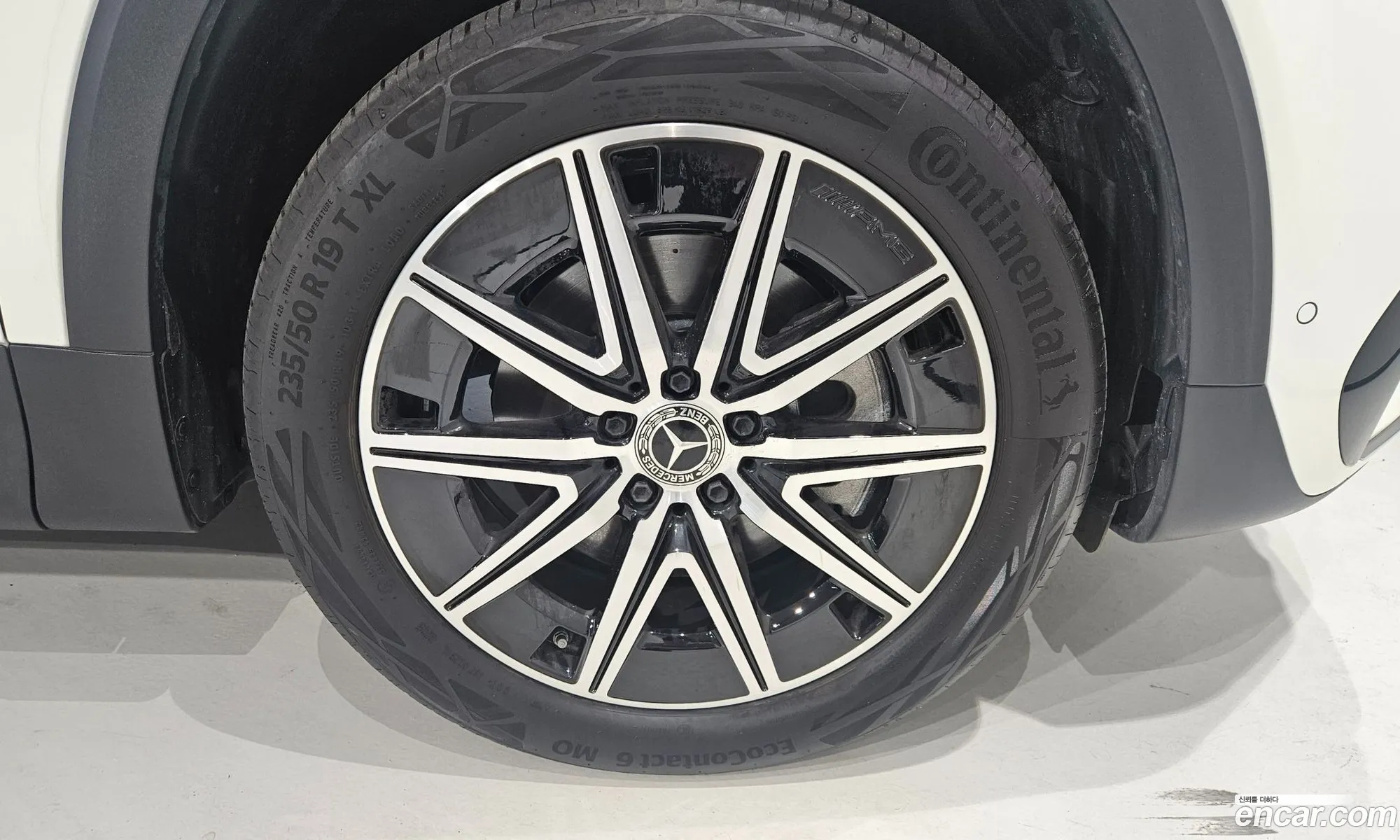 Mercedes-Benz EQB X243 2025 — 5