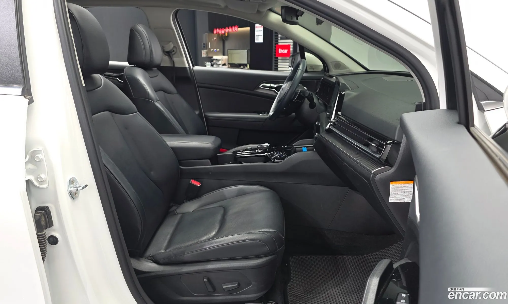 Kia Sportage Hybrid 2021 — 24