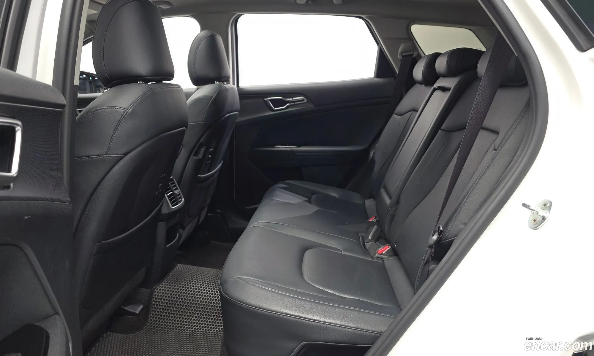 Kia Sportage Hybrid 2021 — 25