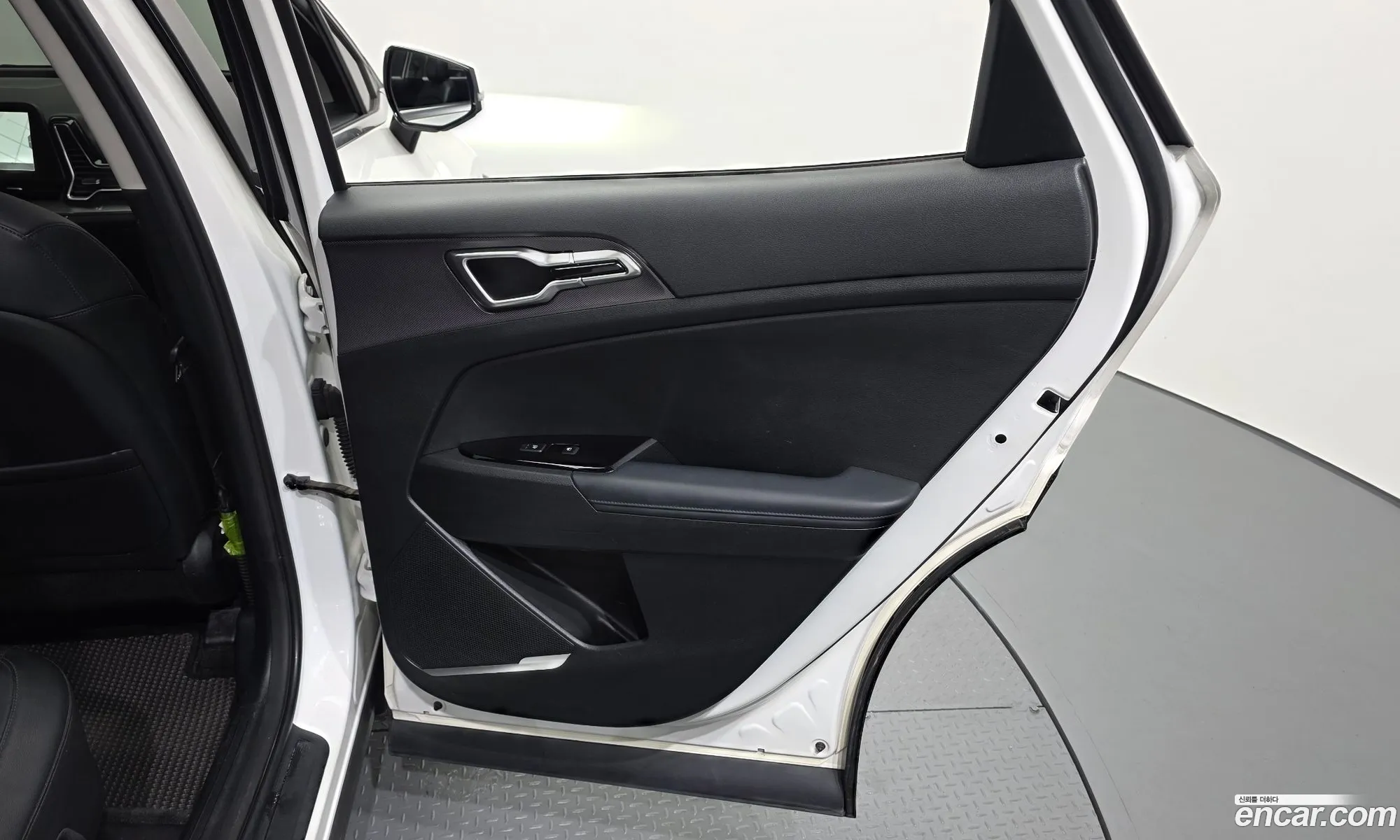 Kia Sportage Hybrid 2021 — 18