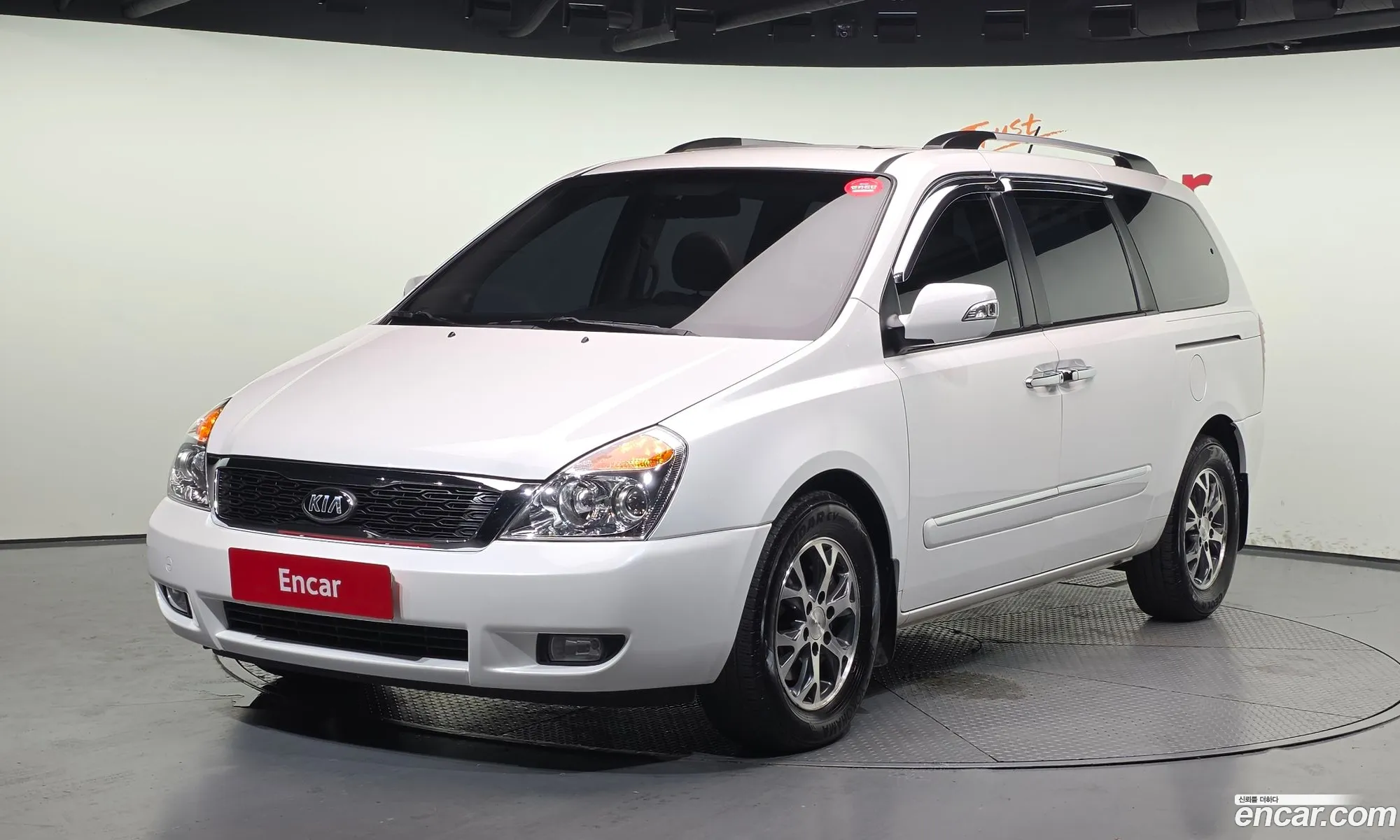 Kia Carnival R 2013 — 8