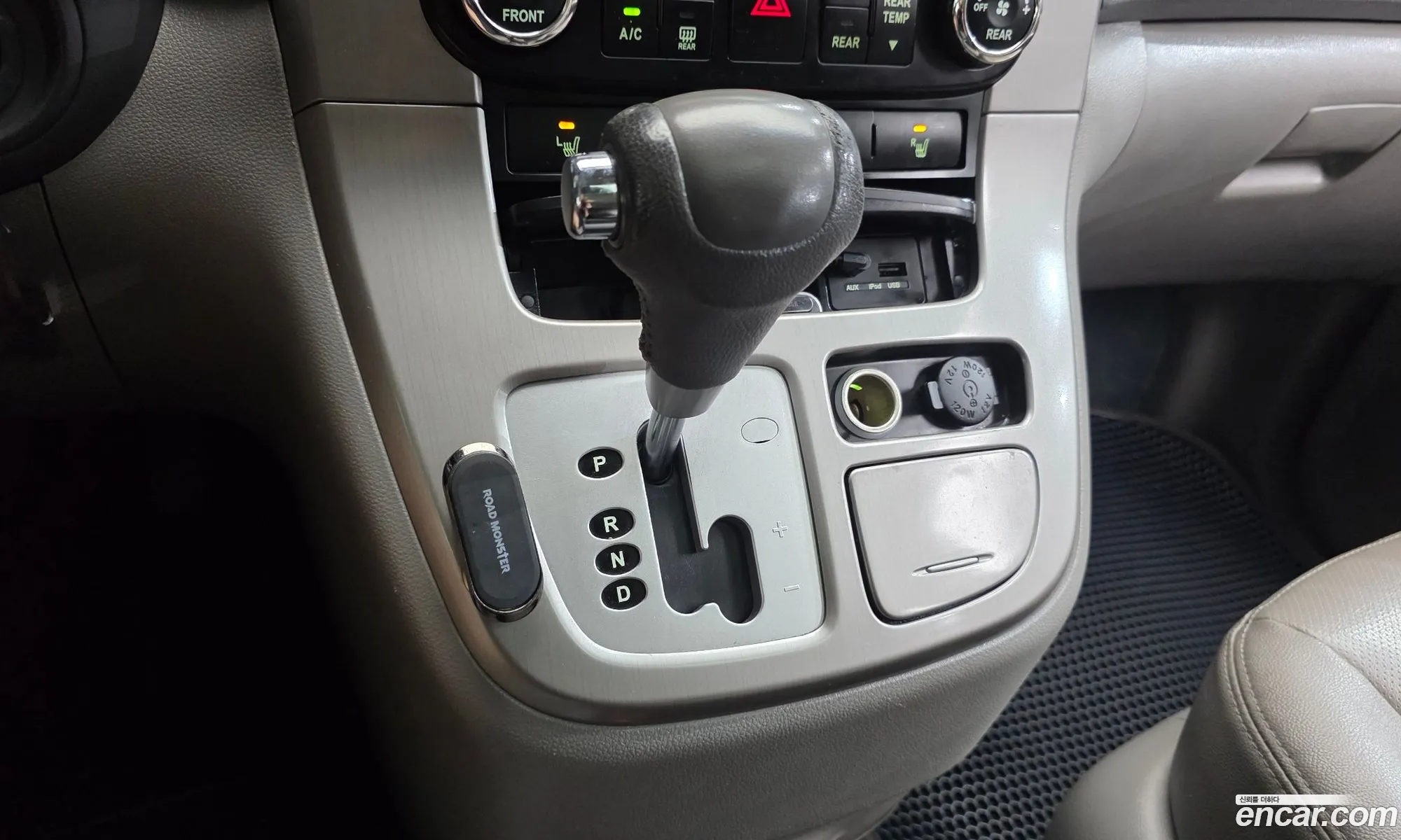 Kia Carnival R 2013 — 13