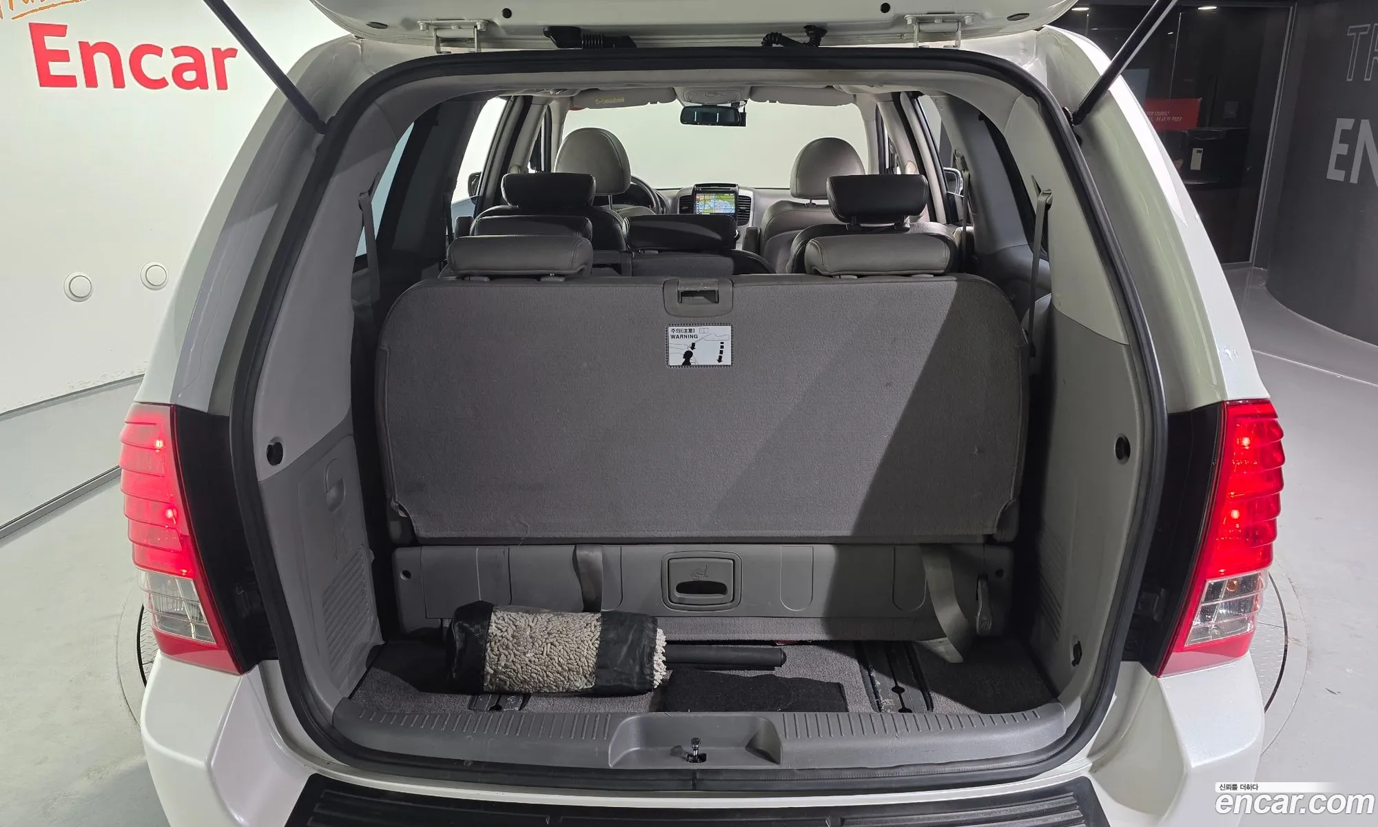 Kia Carnival R 2013 — 15