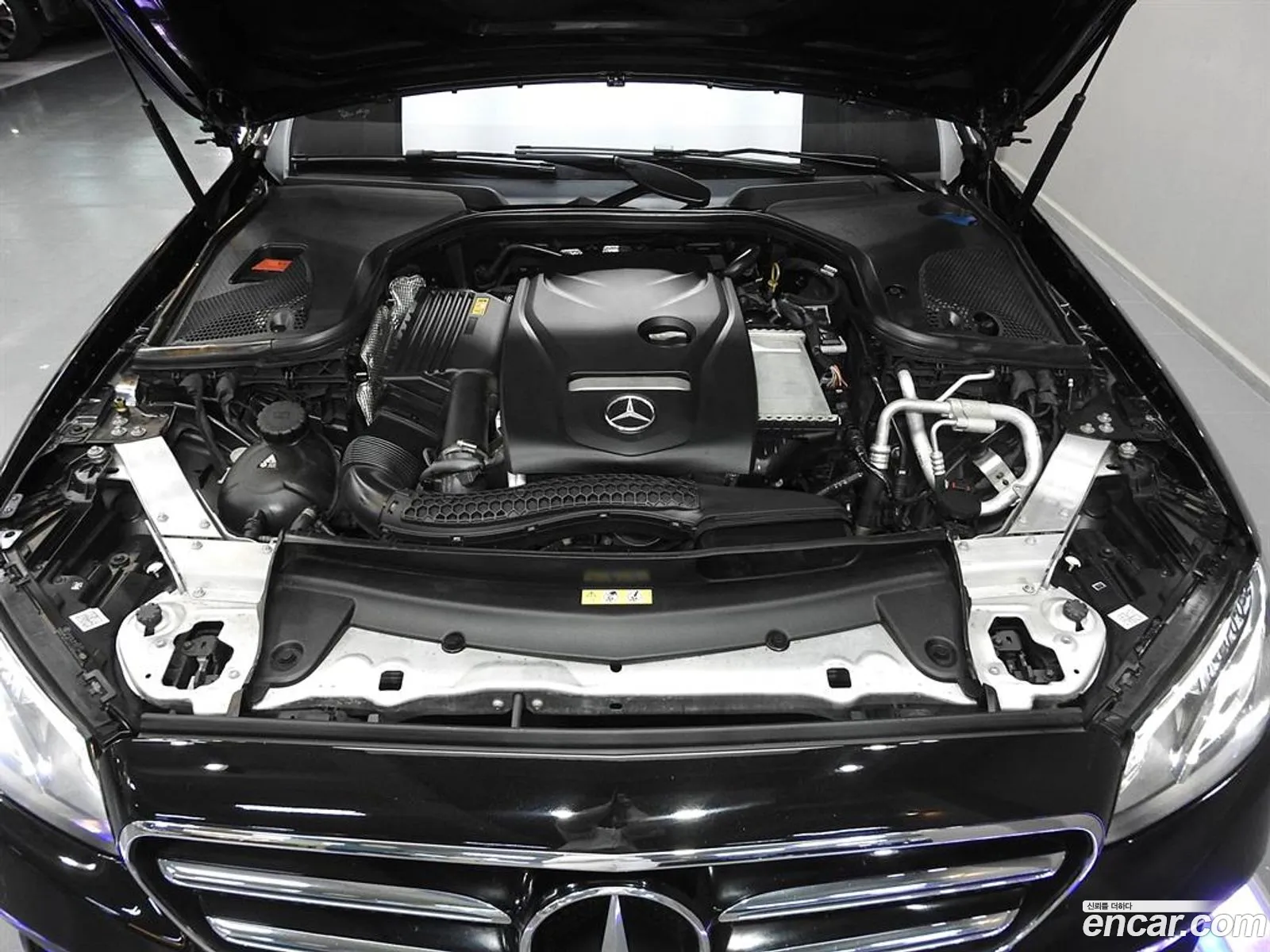 Mercedes-Benz E-Class W213 2019 — 20