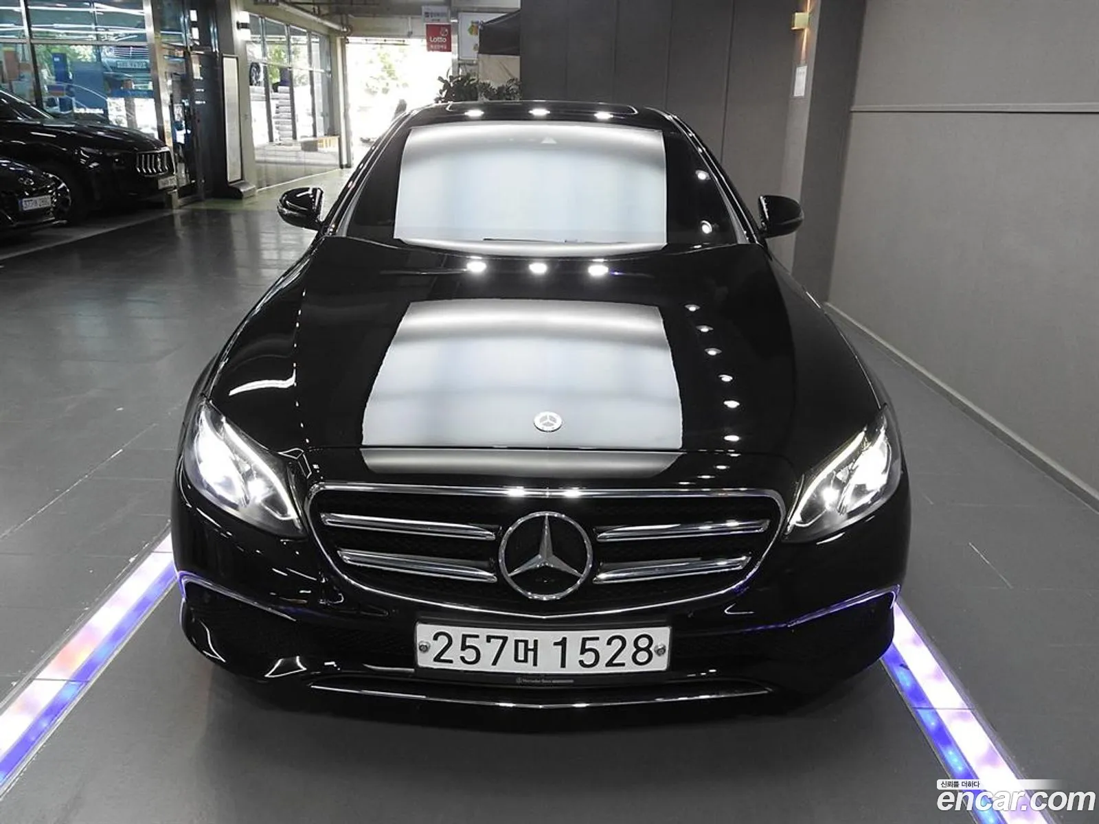 Mercedes-Benz E-Class W213 2019 — 18