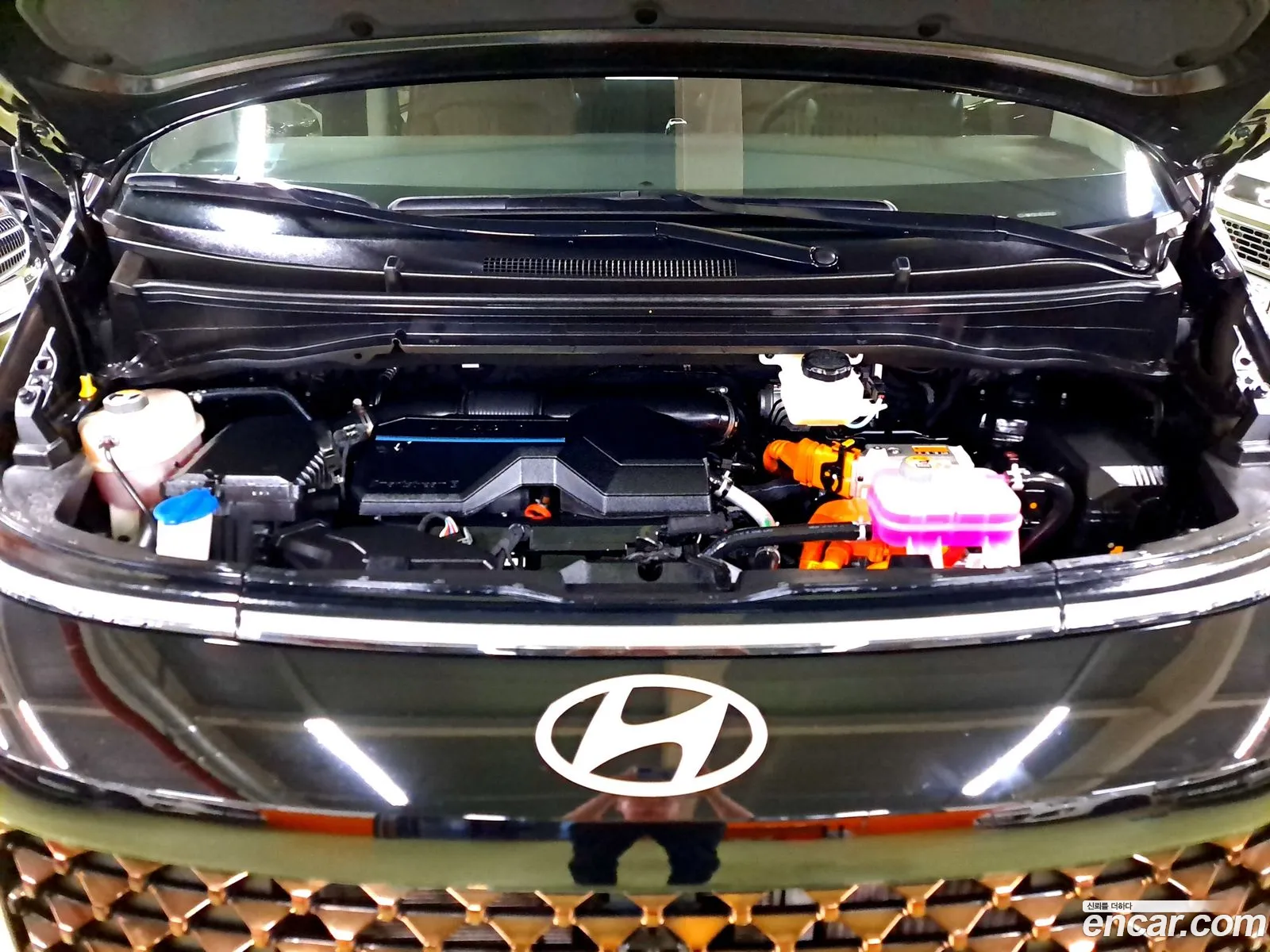 Hyundai Staria 2024 — 4