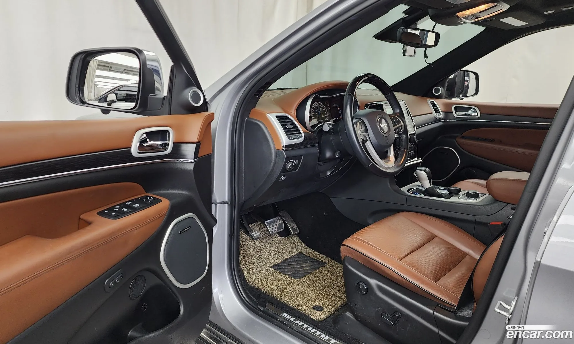 Jeep Grand Cherokee 2020 — 10