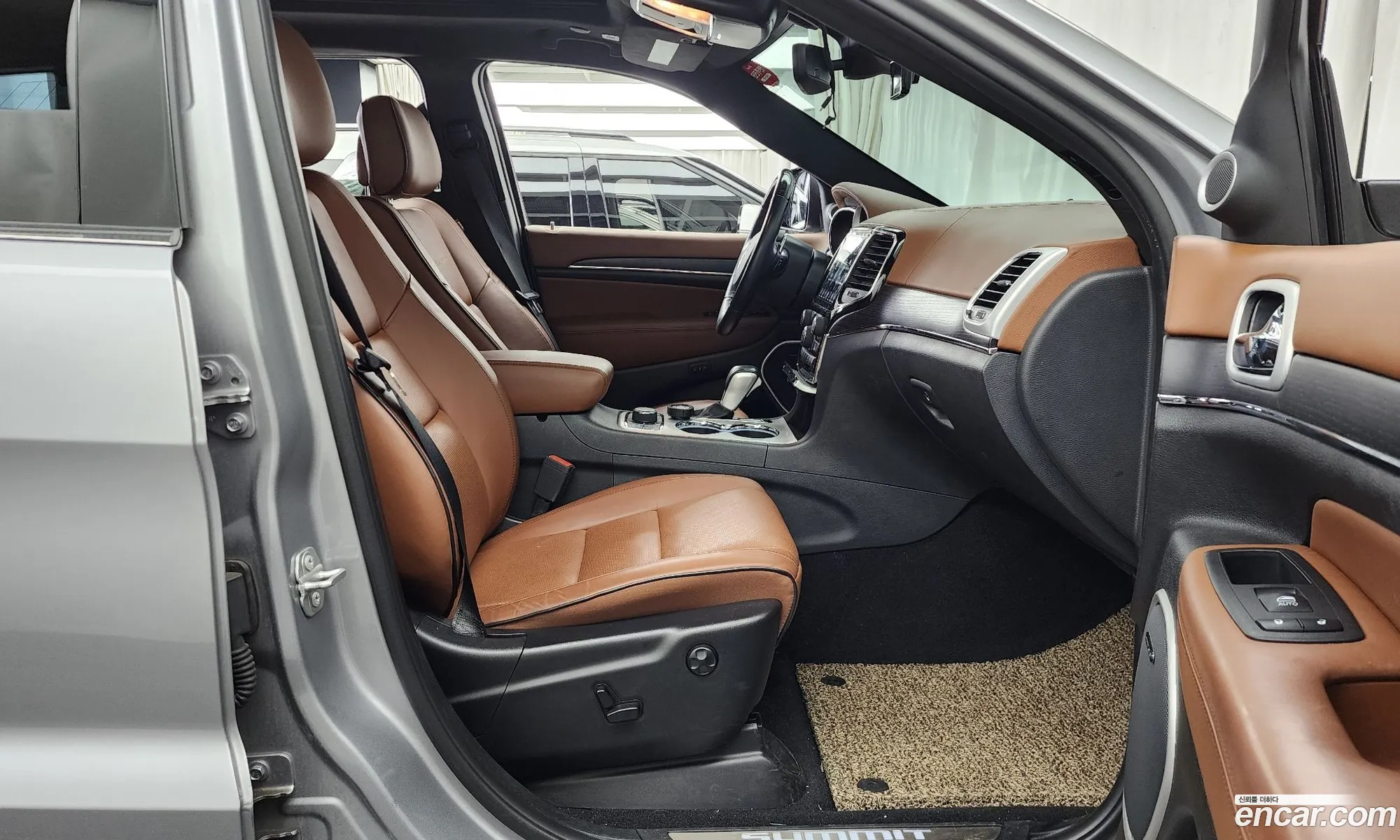 Jeep Grand Cherokee 2020 — 11