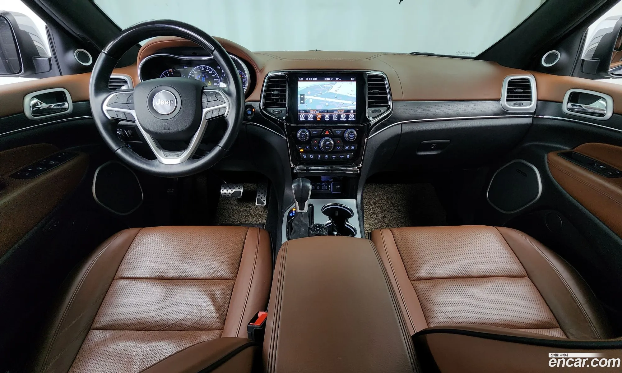 Jeep Grand Cherokee 2020 — 14