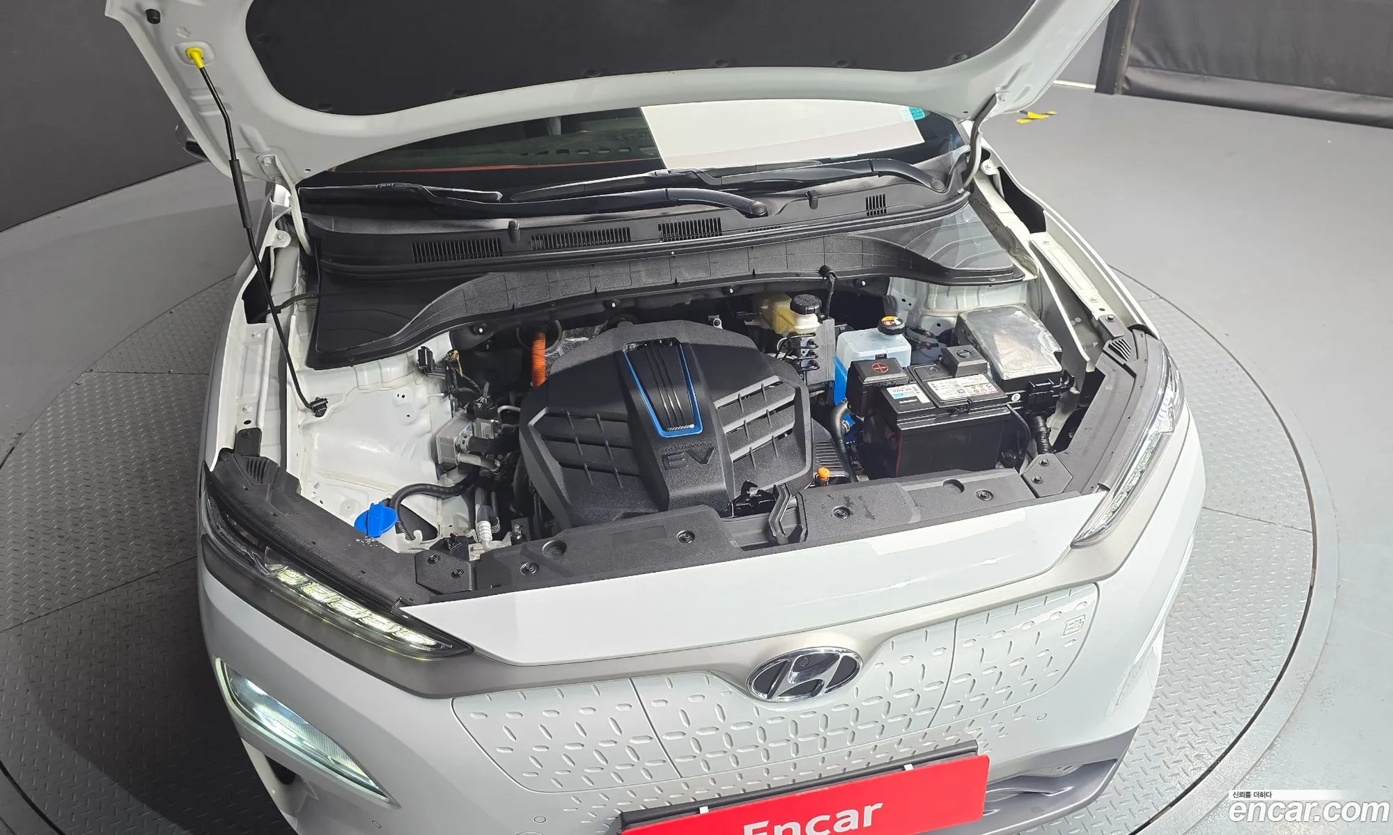 Hyundai Kona Electric 2020 — 10