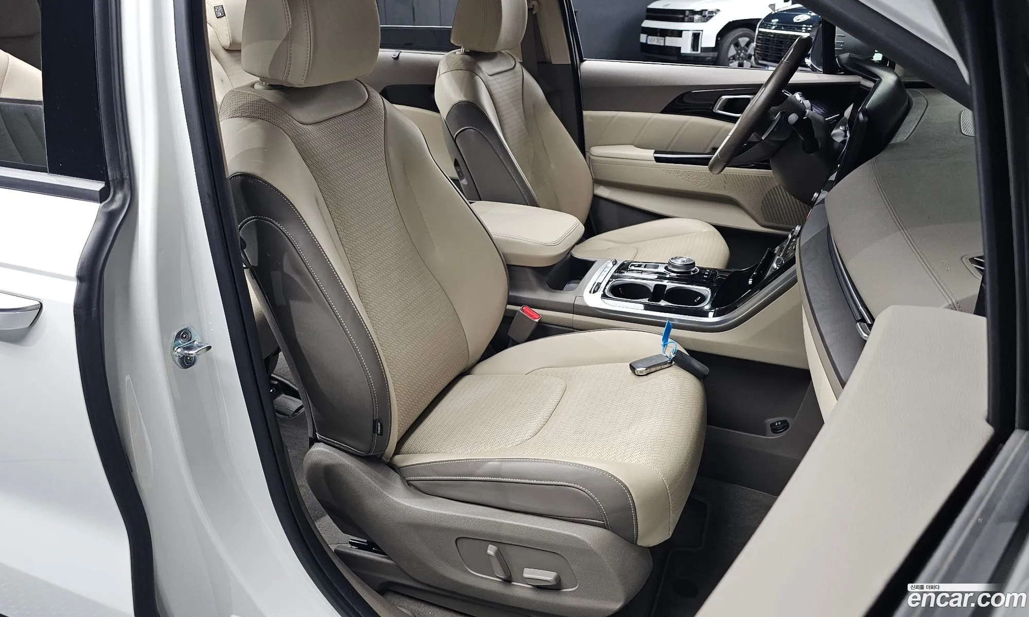 Kia Carnival 2022 — 24