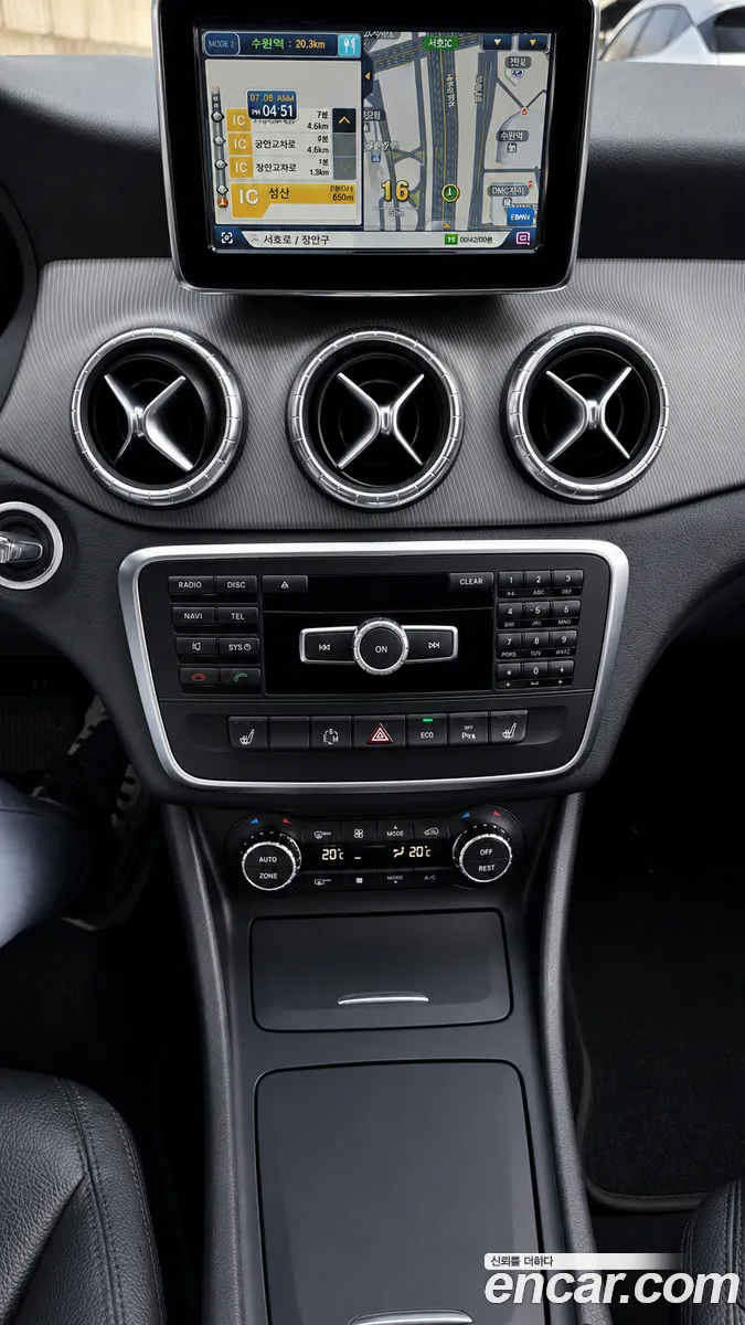 Mercedes-Benz CLA-Class C117 2014 — 9