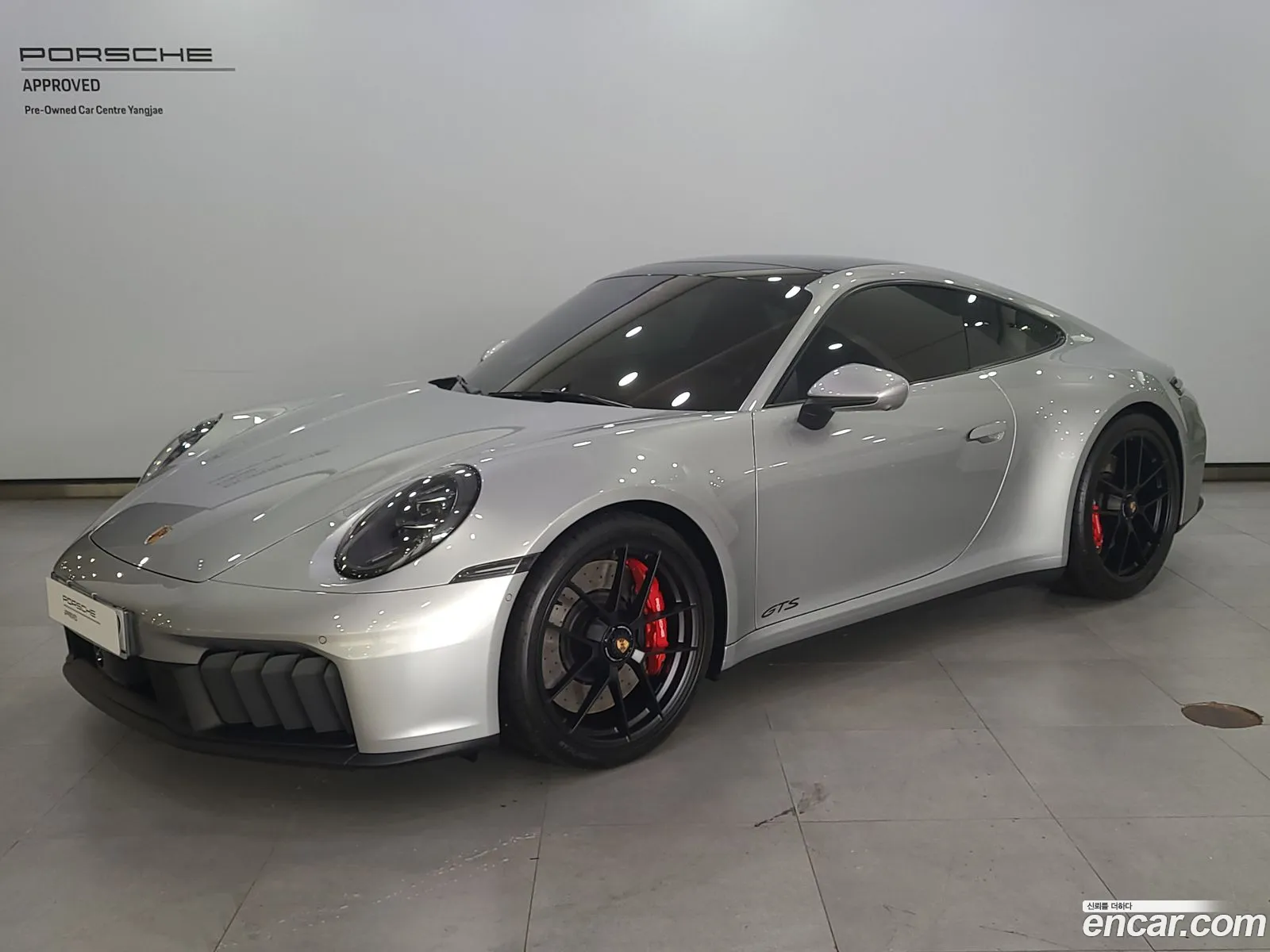 Porsche 911 2025 — 16