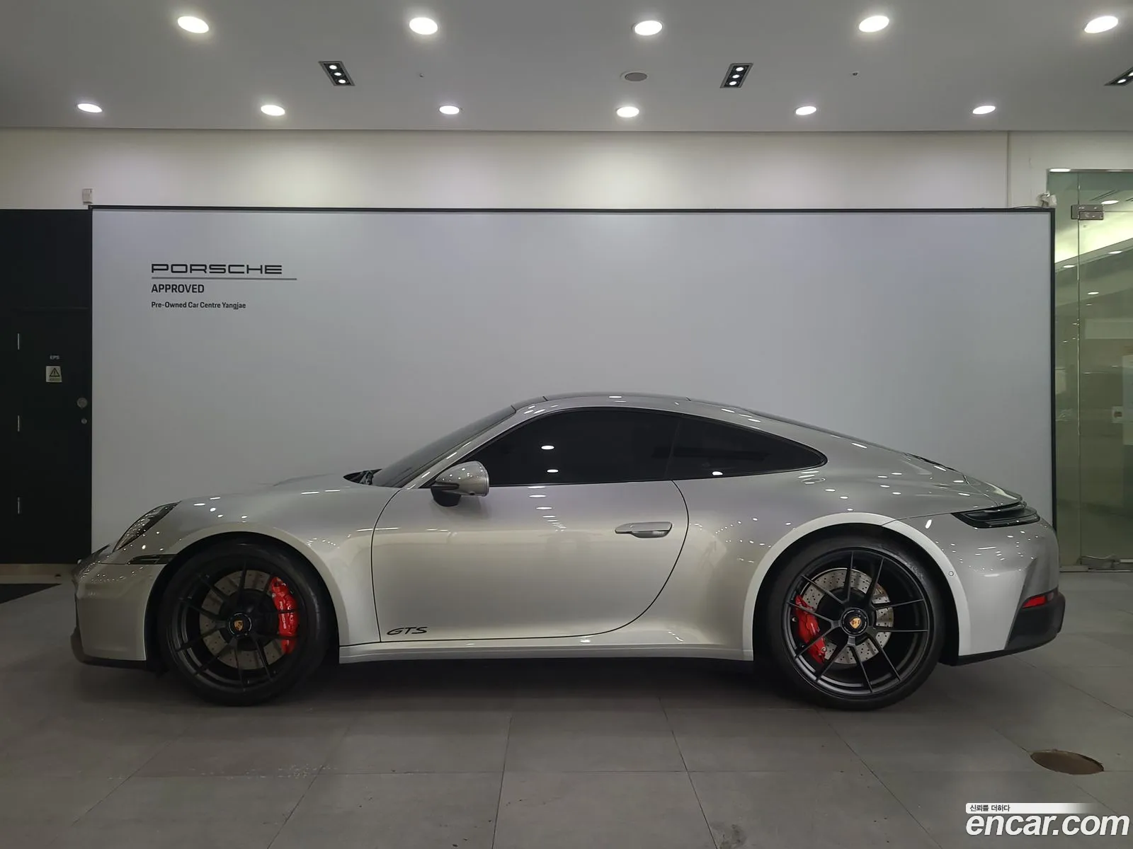 Porsche 911 2025 — 5