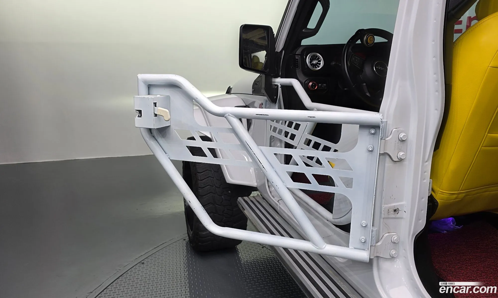Jeep Wrangler 2020 — 30