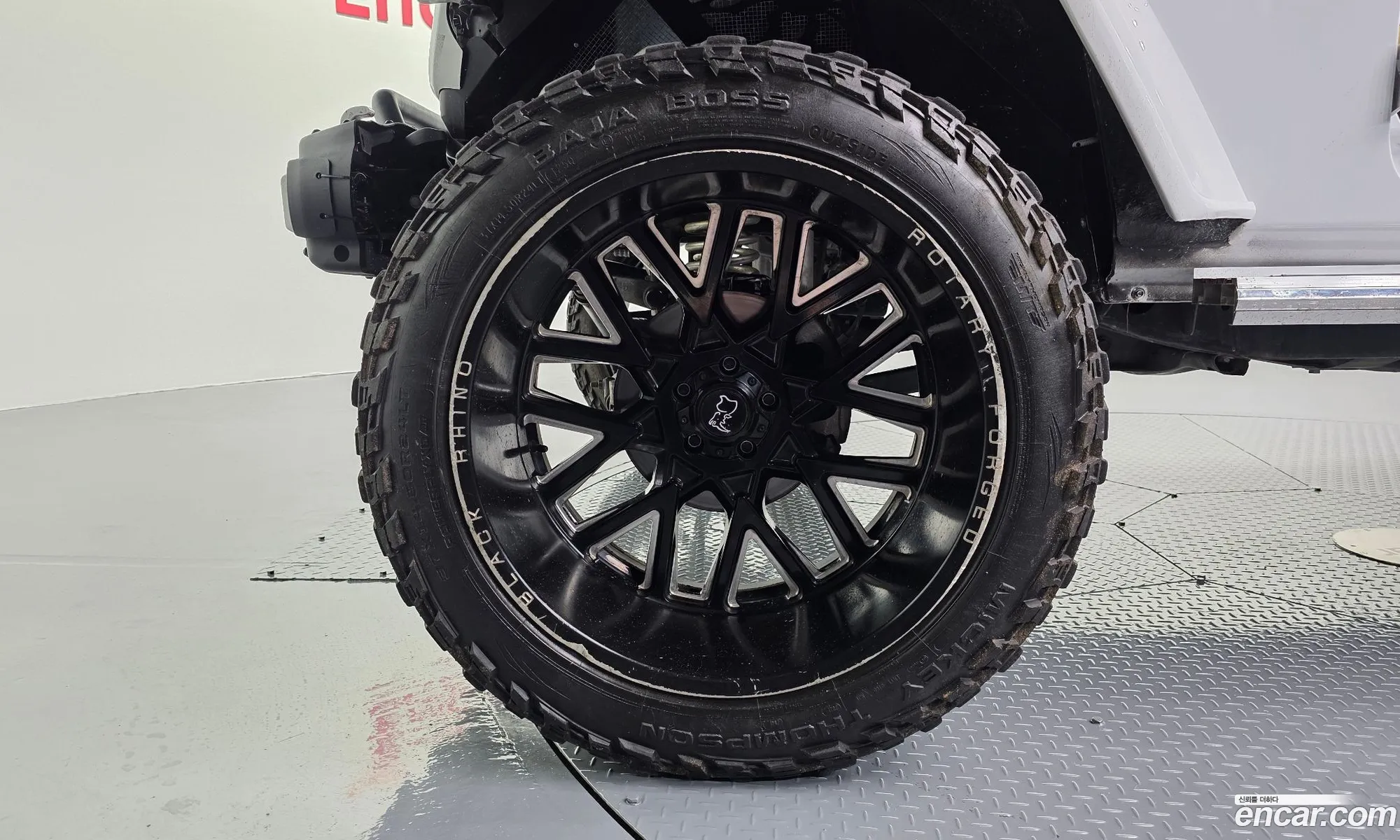 Jeep Wrangler 2020 — 13
