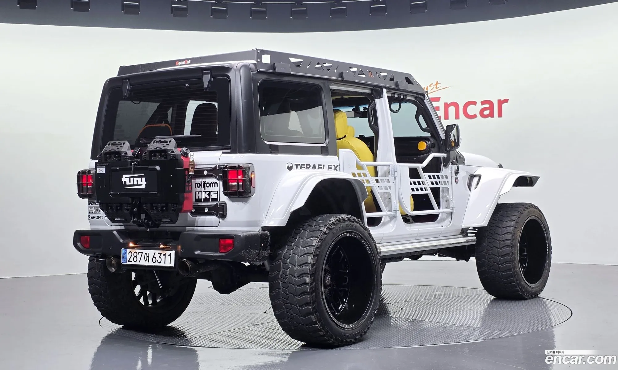 Jeep Wrangler 2020 — 24
