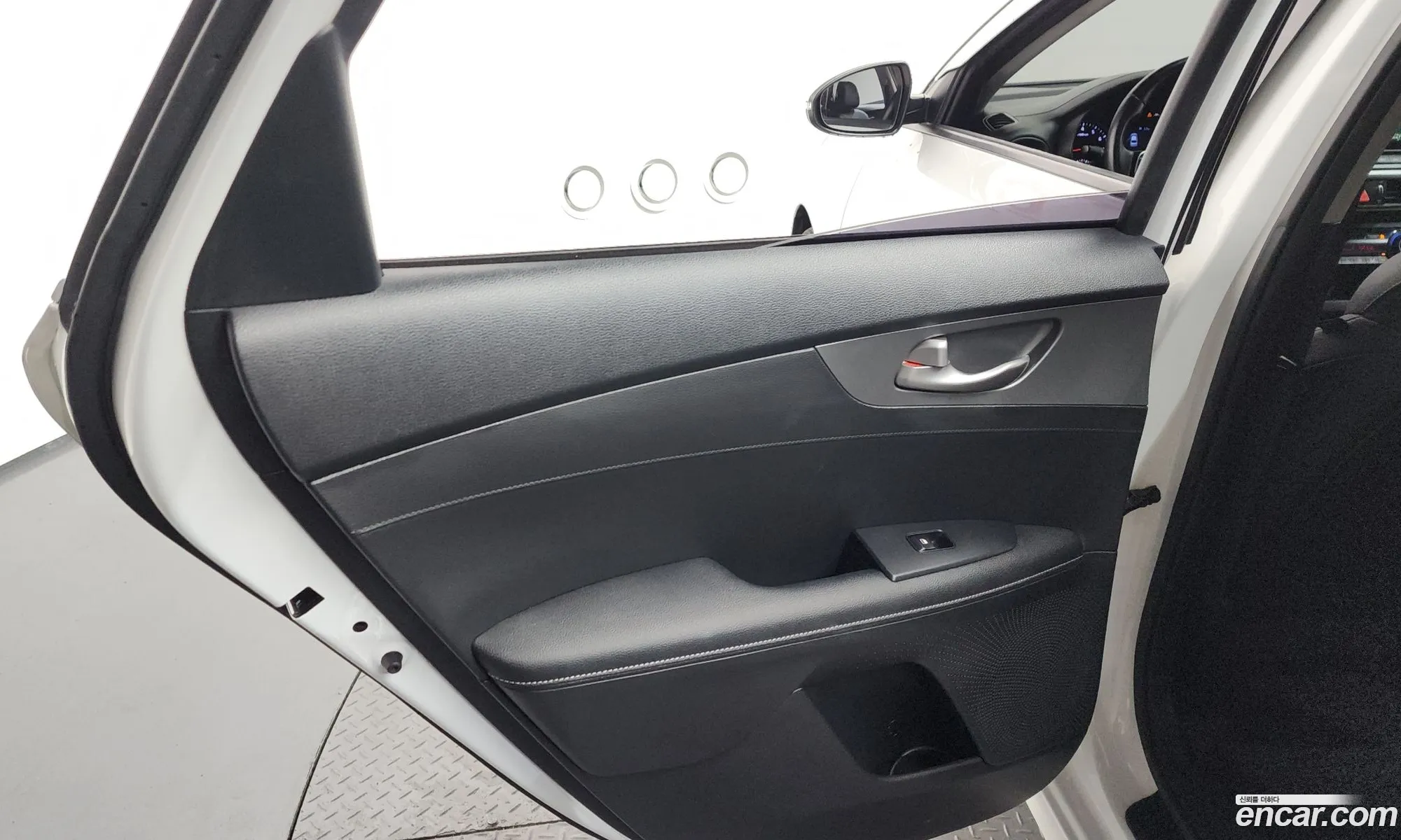Kia K3 2019 — 30