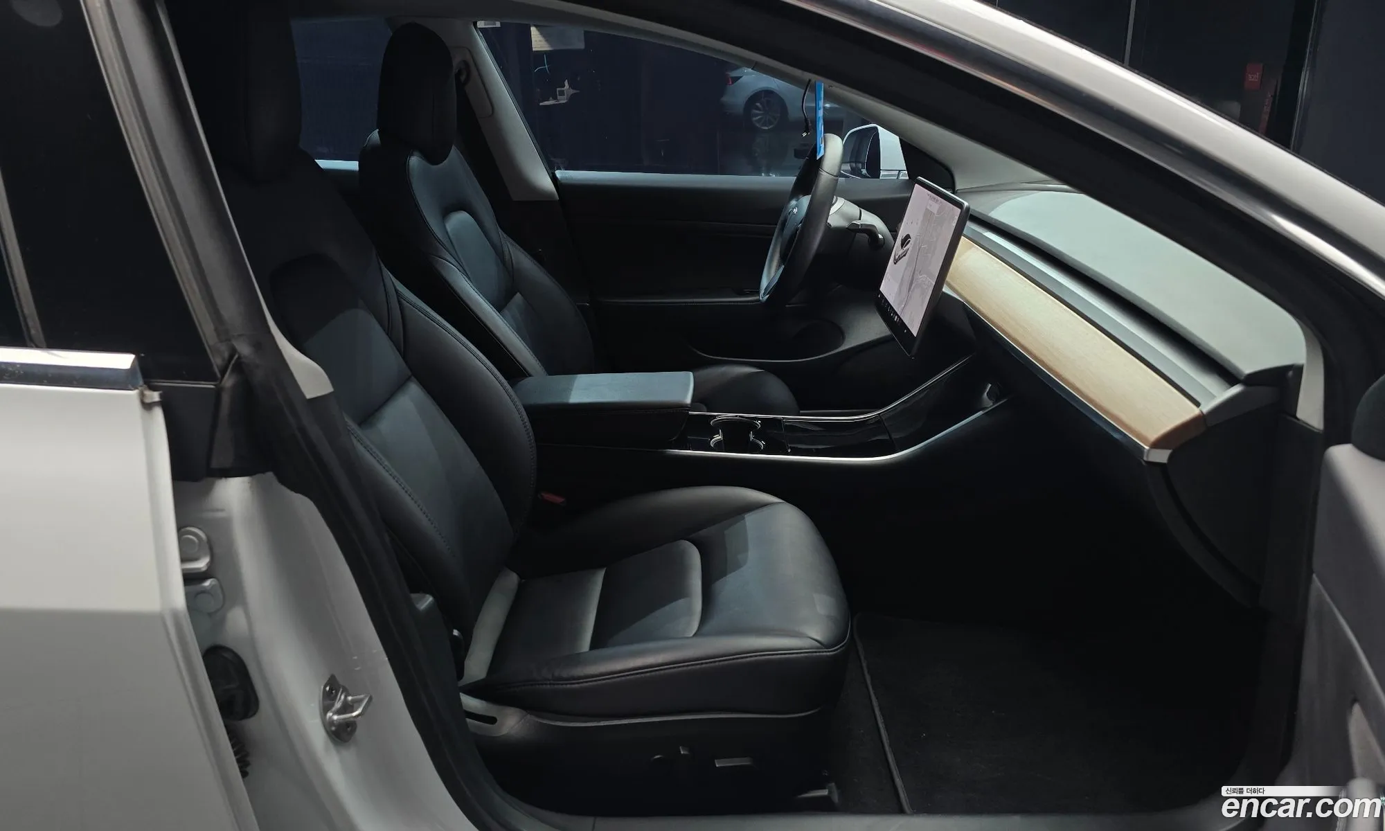 Tesla Model 3 2020 — 5