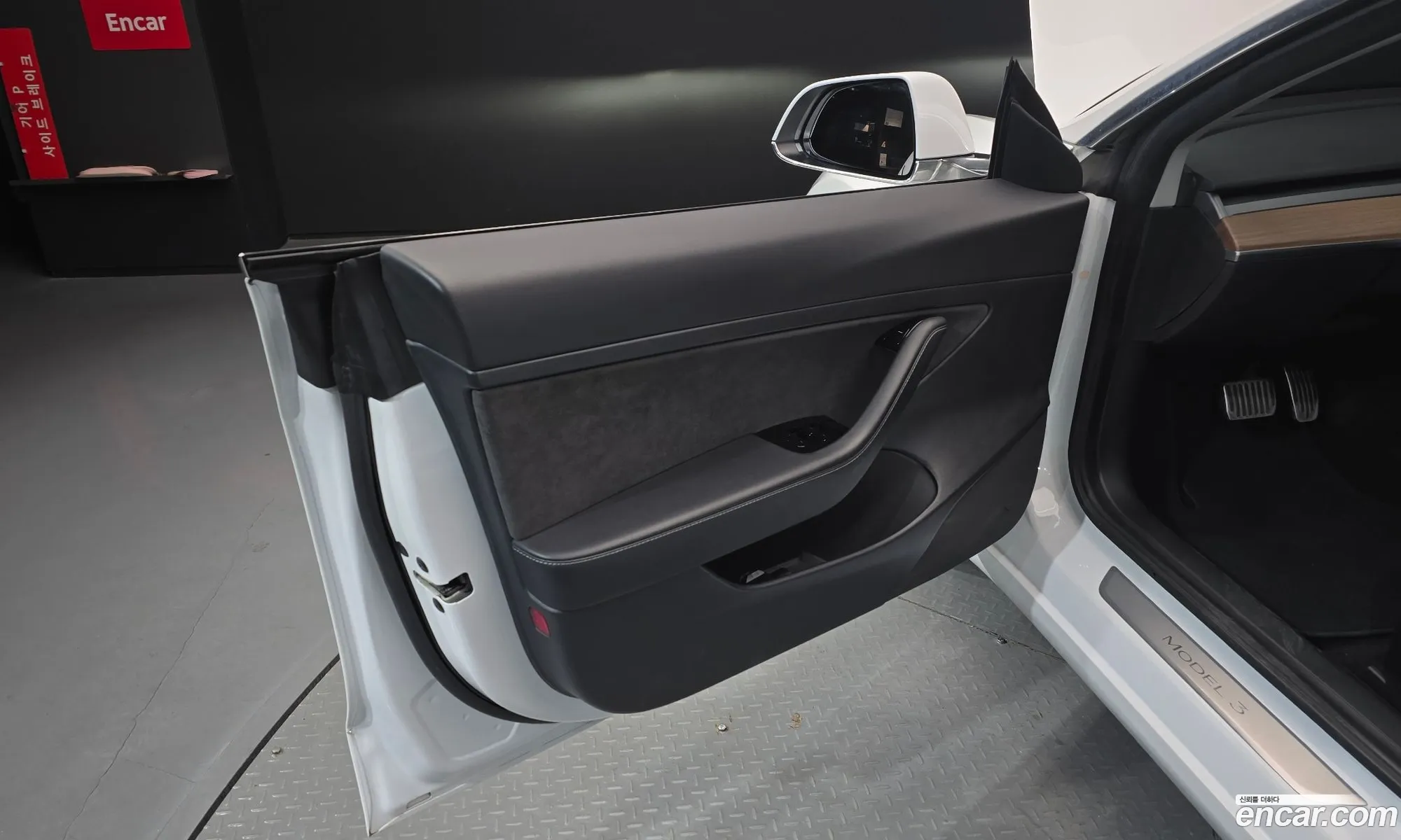 Tesla Model 3 2020 — 21