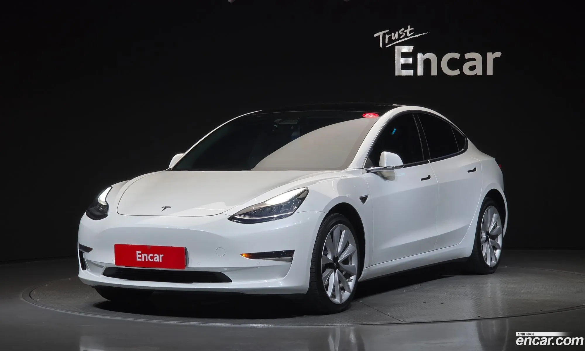 Tesla Model 3 2020 — 12