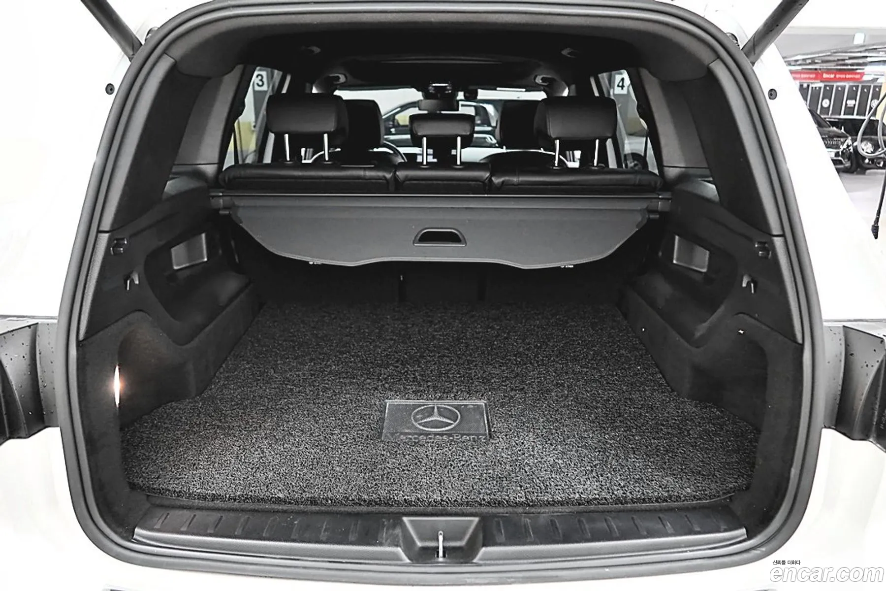 Mercedes-Benz GLB-Class X247 2021 — 11