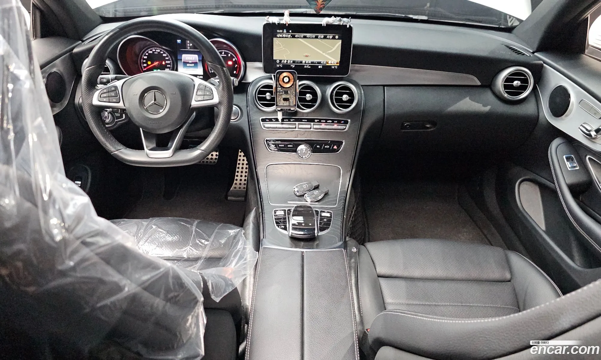 Mercedes-Benz C-Class W205 2018 — 24