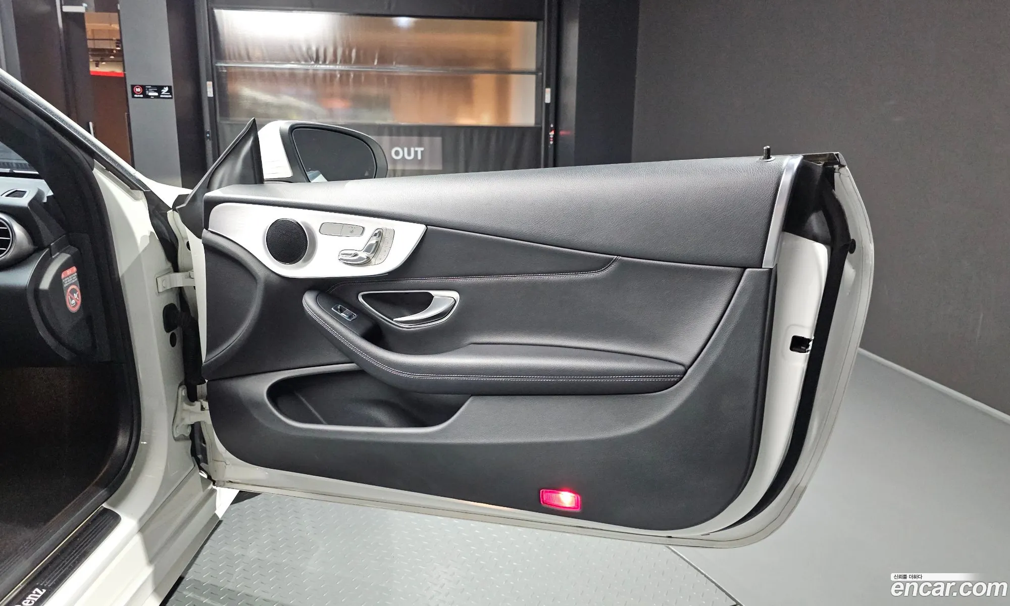 Mercedes-Benz C-Class W205 2018 — 32