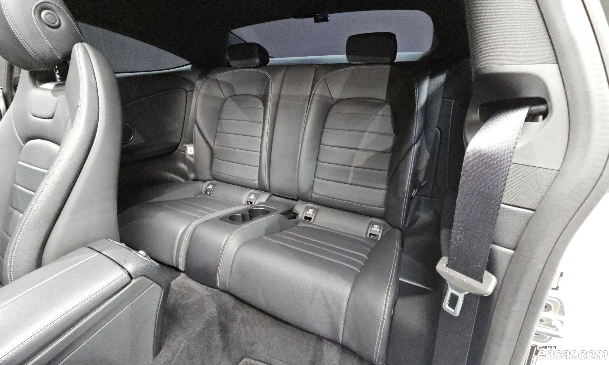 Mercedes-Benz C-Class W205 2018 — 10