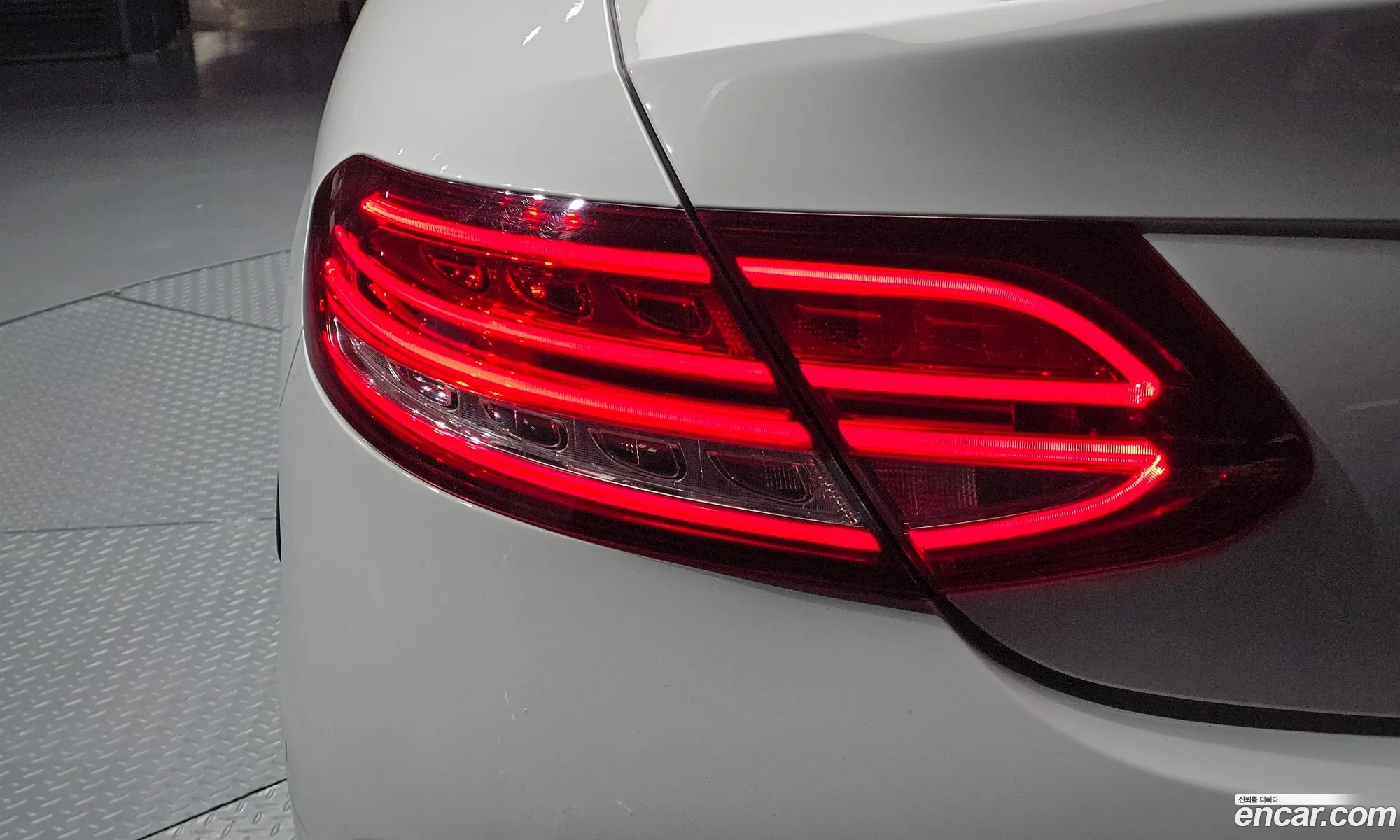 Mercedes-Benz C-Class W205 2018 — 12