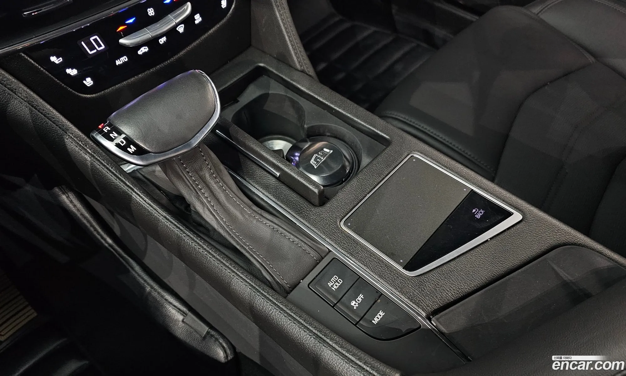 Cadillac CT6 2018 — 14