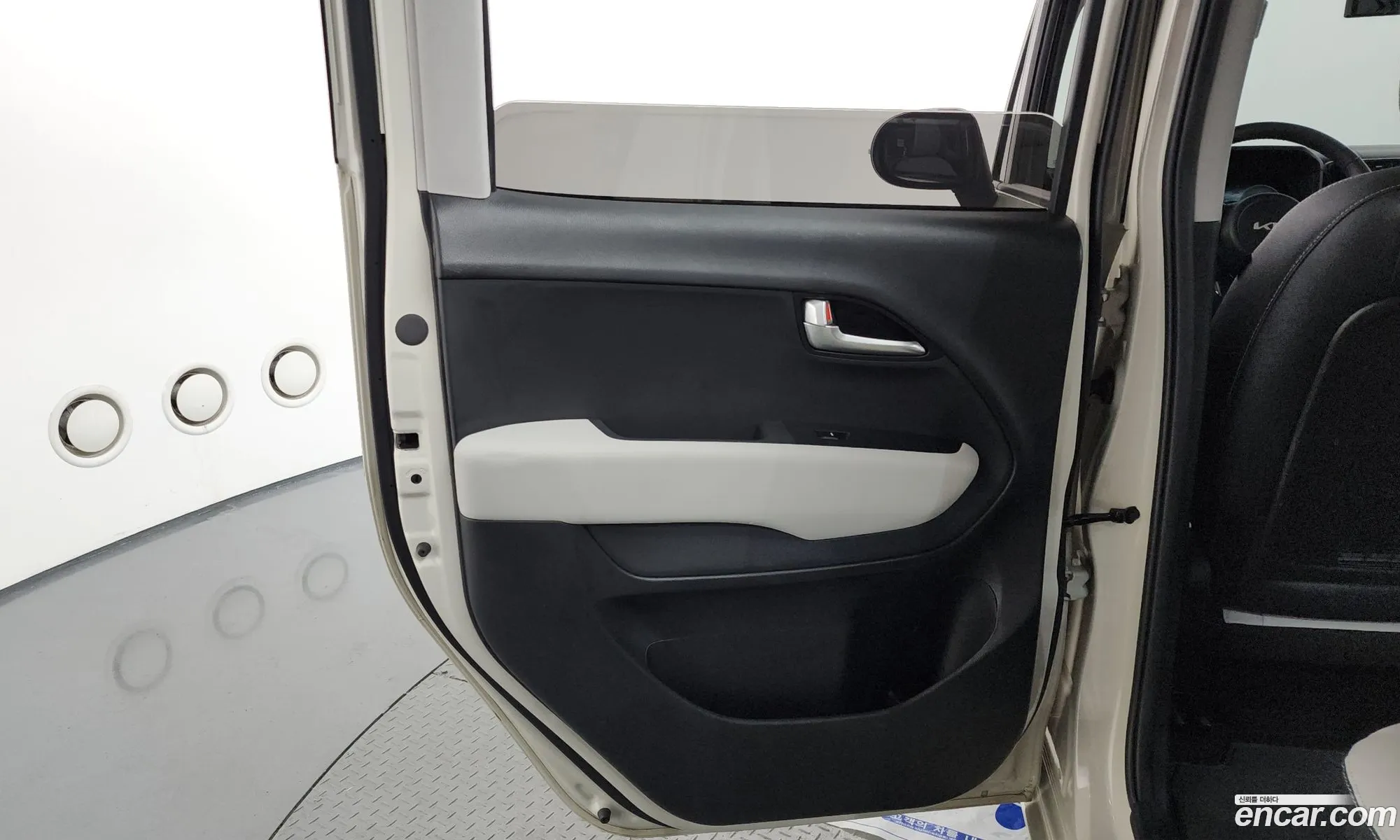 Kia Kia Ray EV 2023 — 12