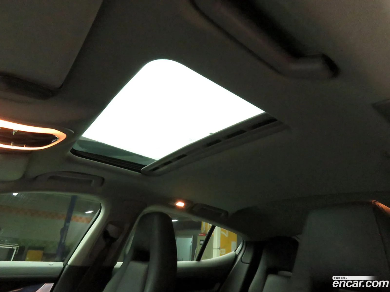 Porsche Panamera 2011 — 4