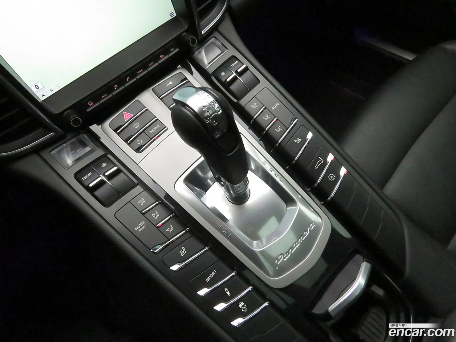 Porsche Panamera 2011 — 6