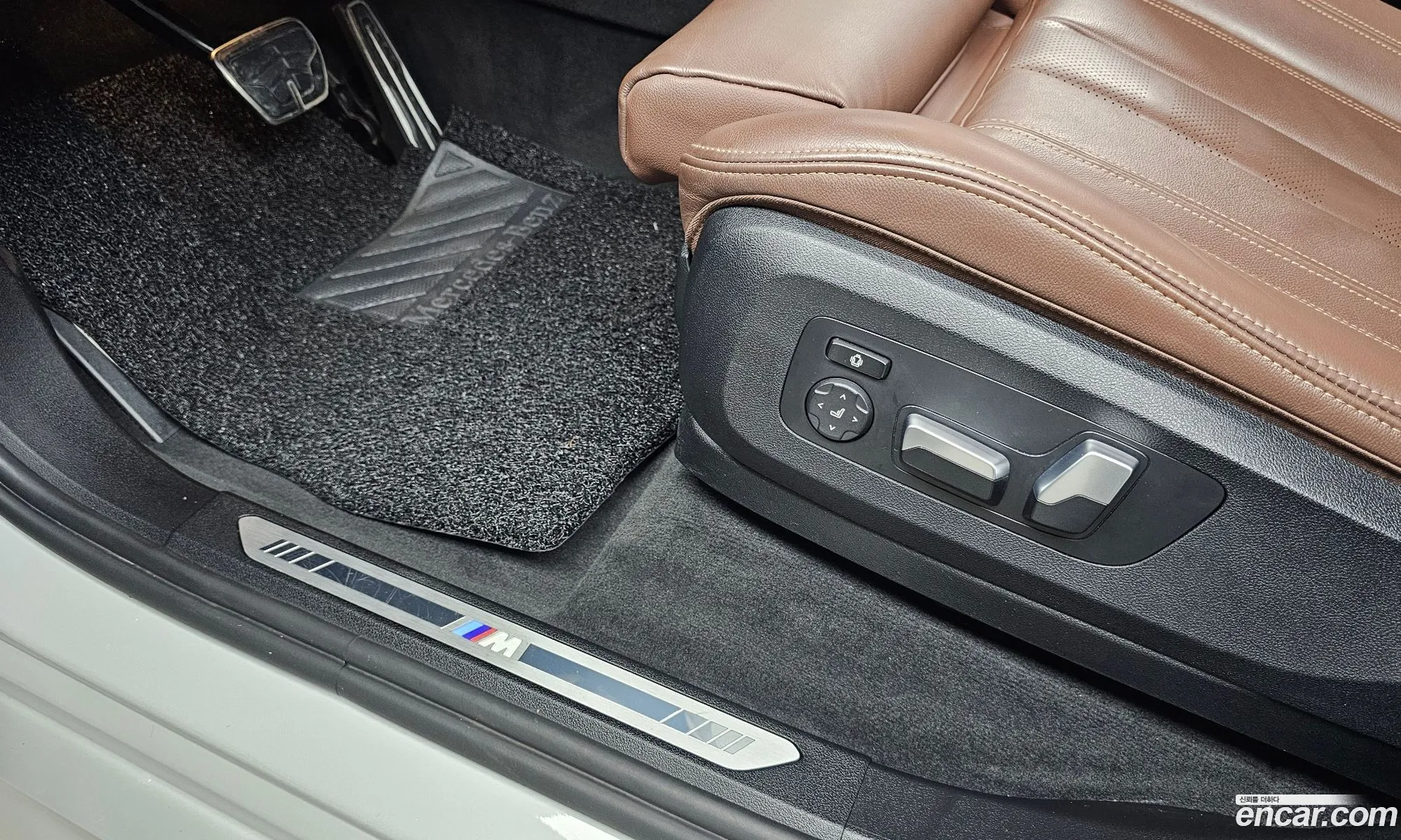 BMW X5 2021 WBATA6103N9J79128 — 22
