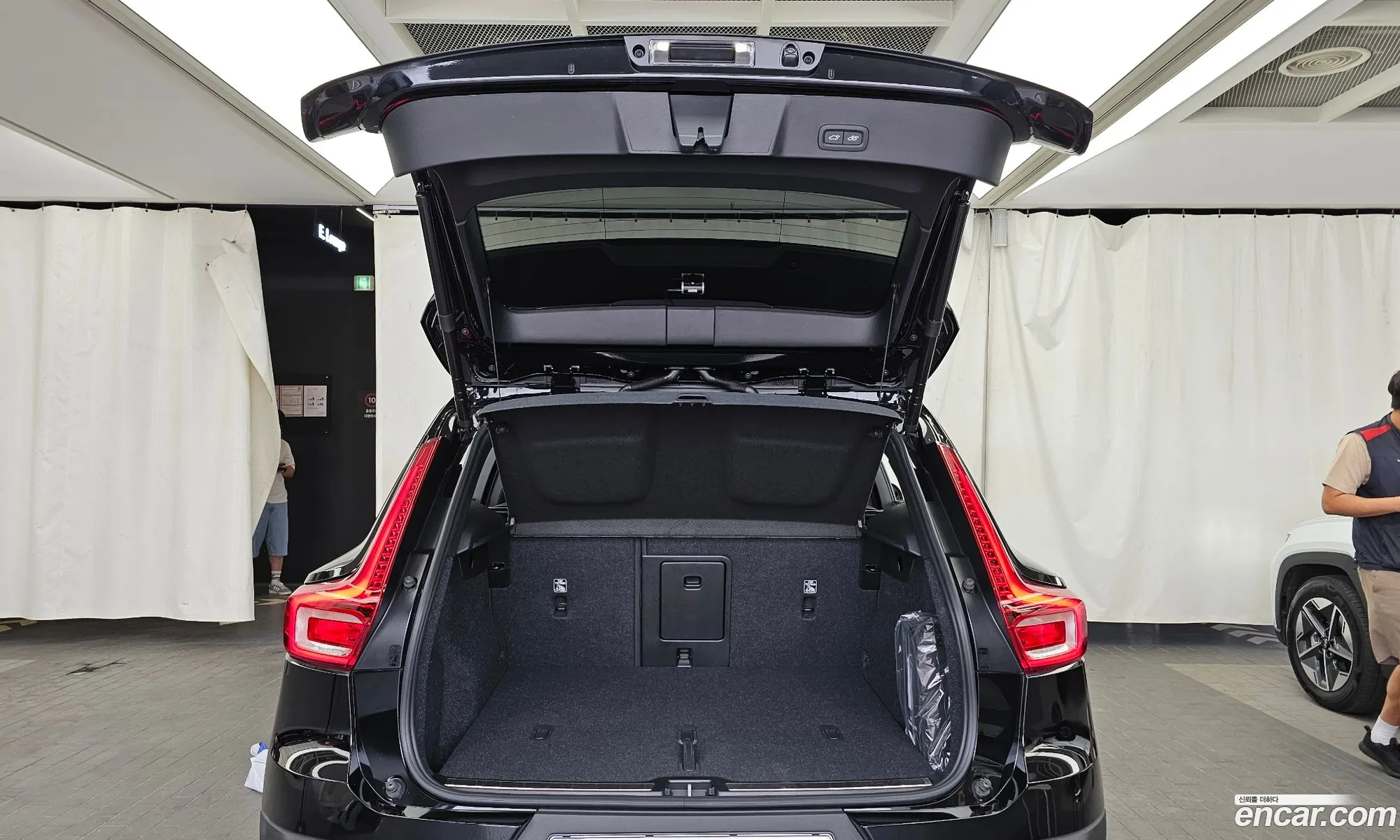 Volvo XC40 2025 — 7