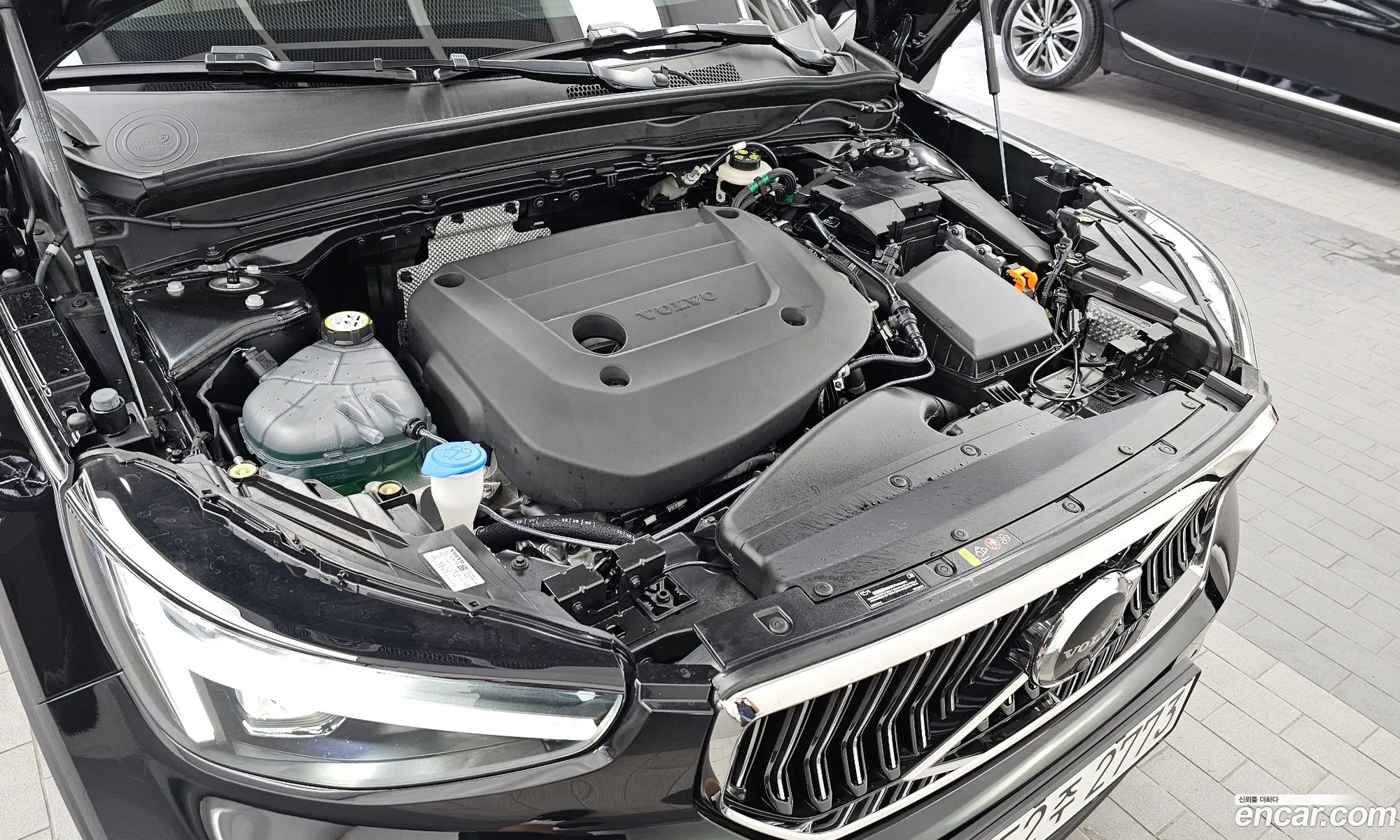 Volvo XC40 2025 — 12