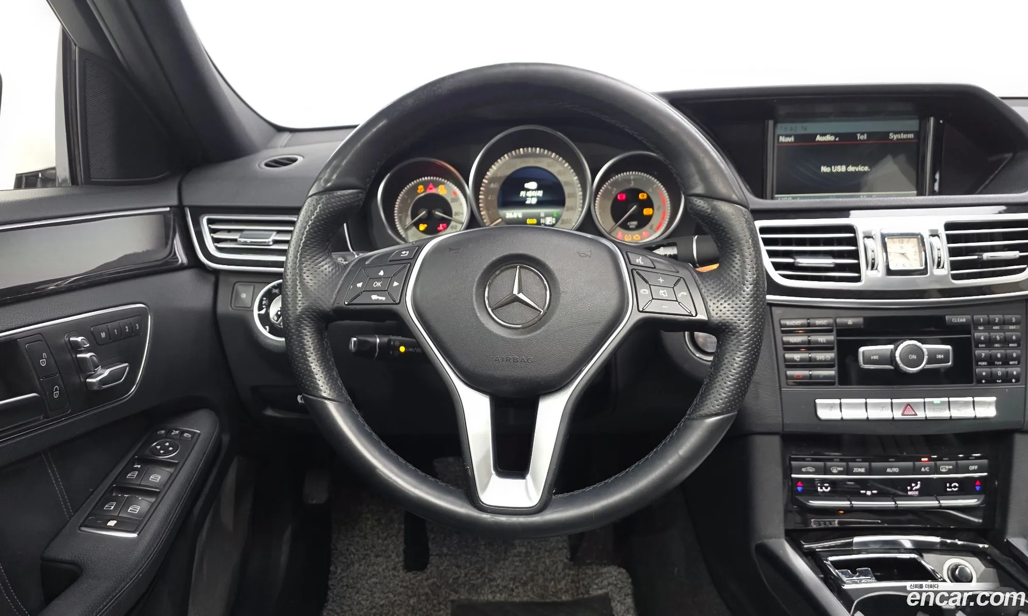 Mercedes-Benz E-Class W212 2013 WDDHF0CB3EA917889 — 12