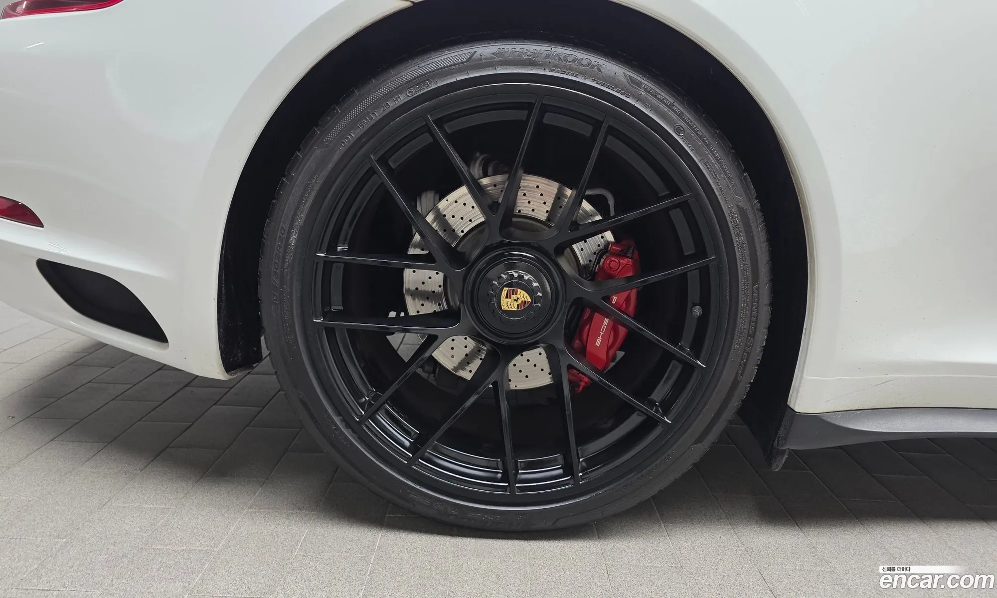 Porsche 911 2017 WP0AB2999HS123016 — 3