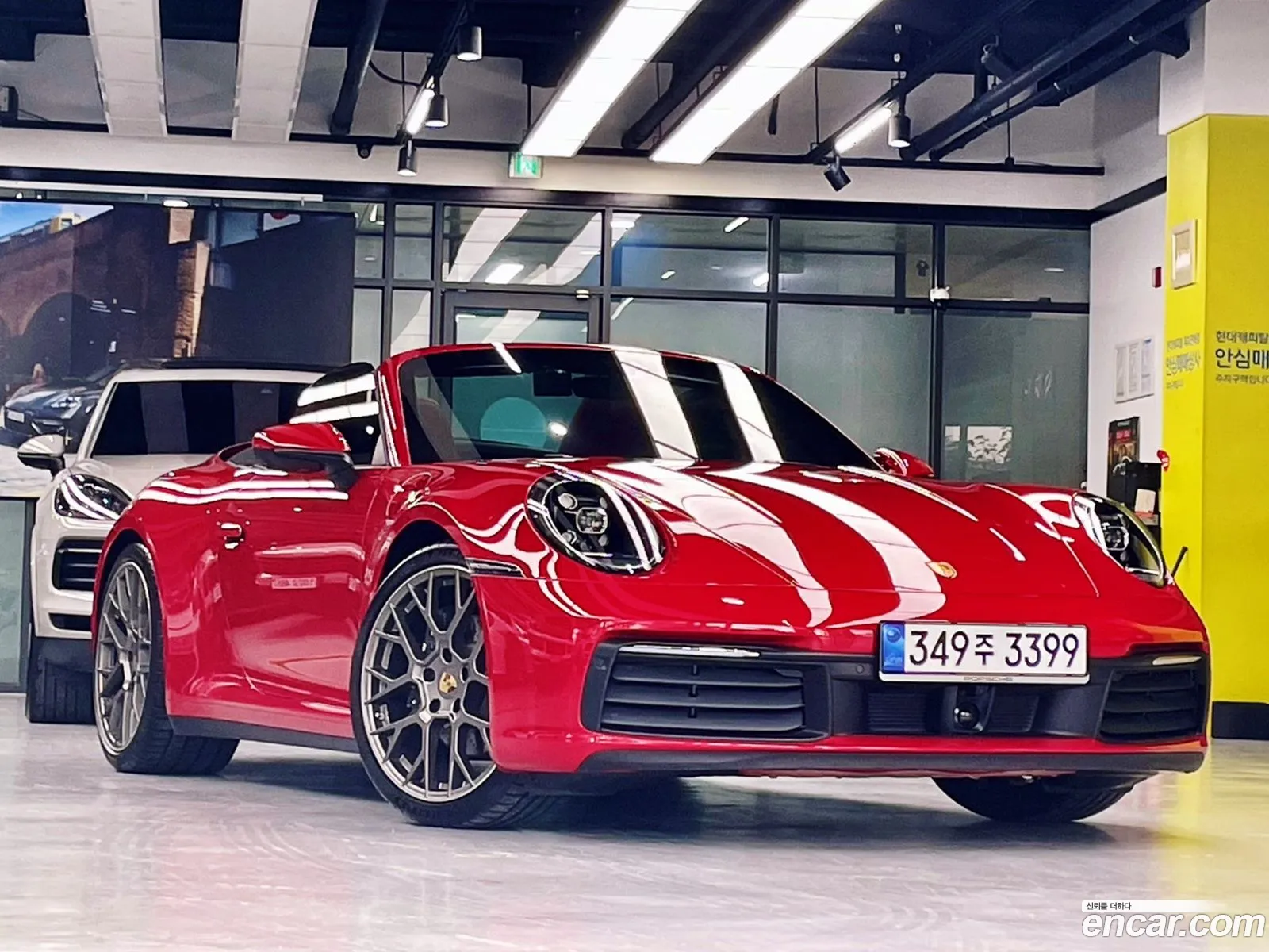 Porsche 911 2024 — 18