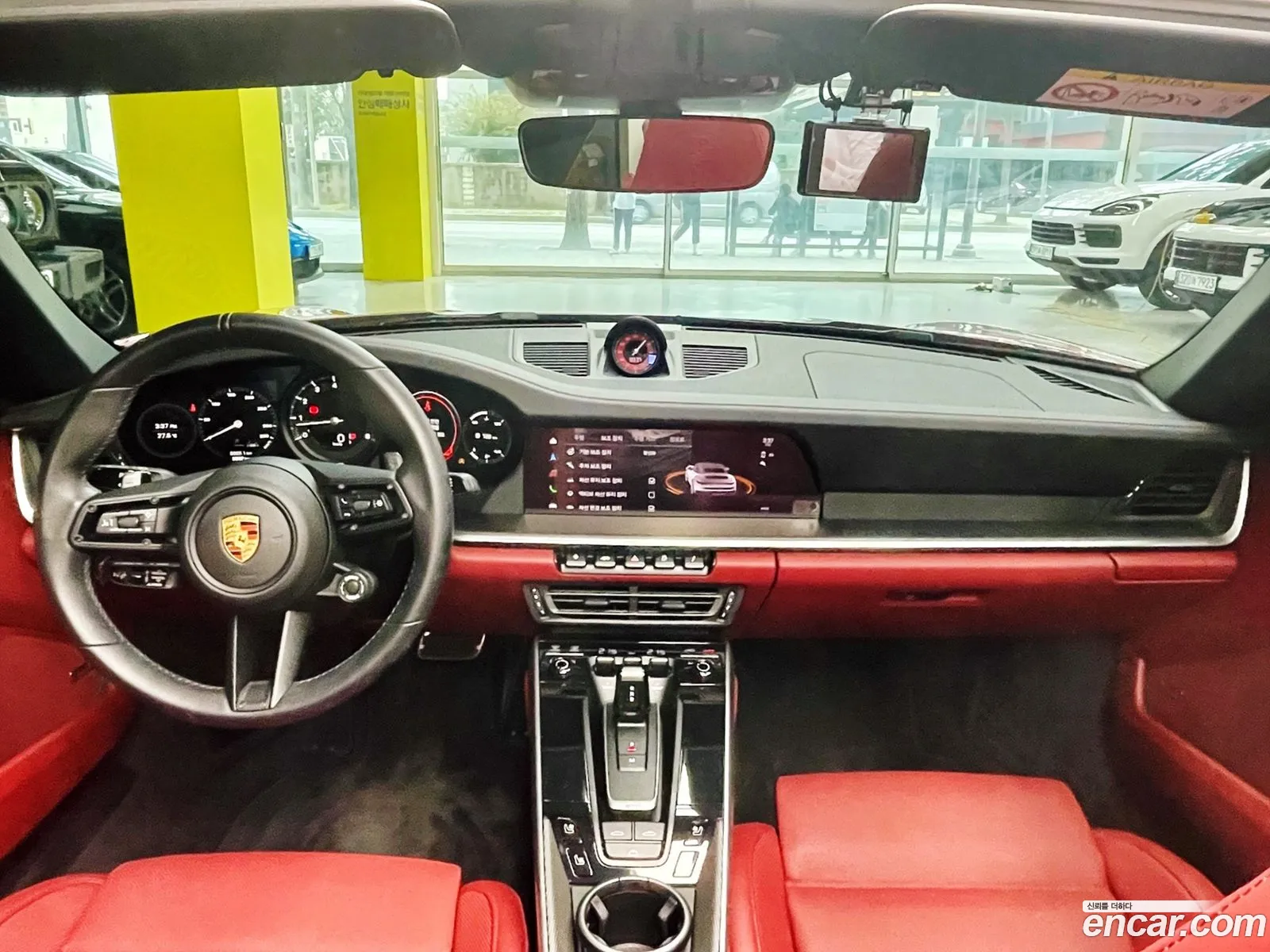 Porsche 911 2024 — 12
