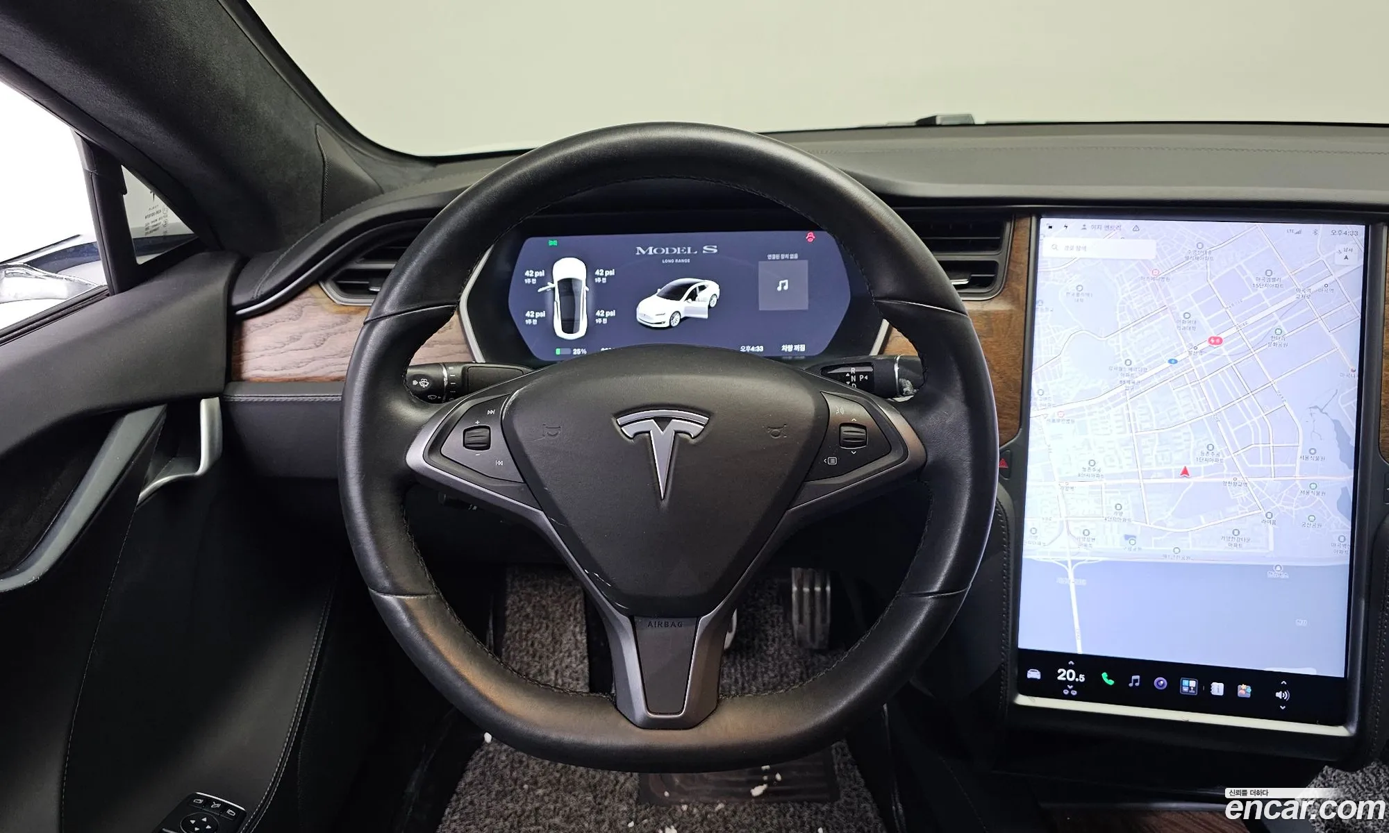 Tesla Model S 2020 5YJSA1E24LF403152 — 36
